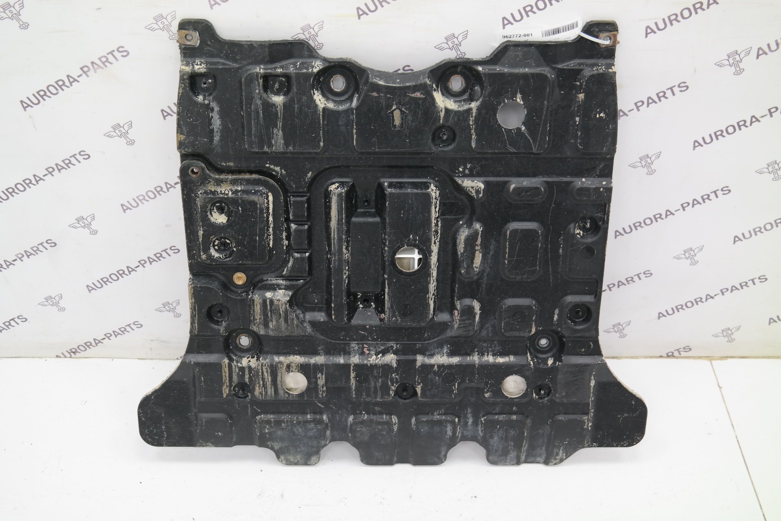 Пыльник двигателя (пластмасс) Toyota Land Cruiser