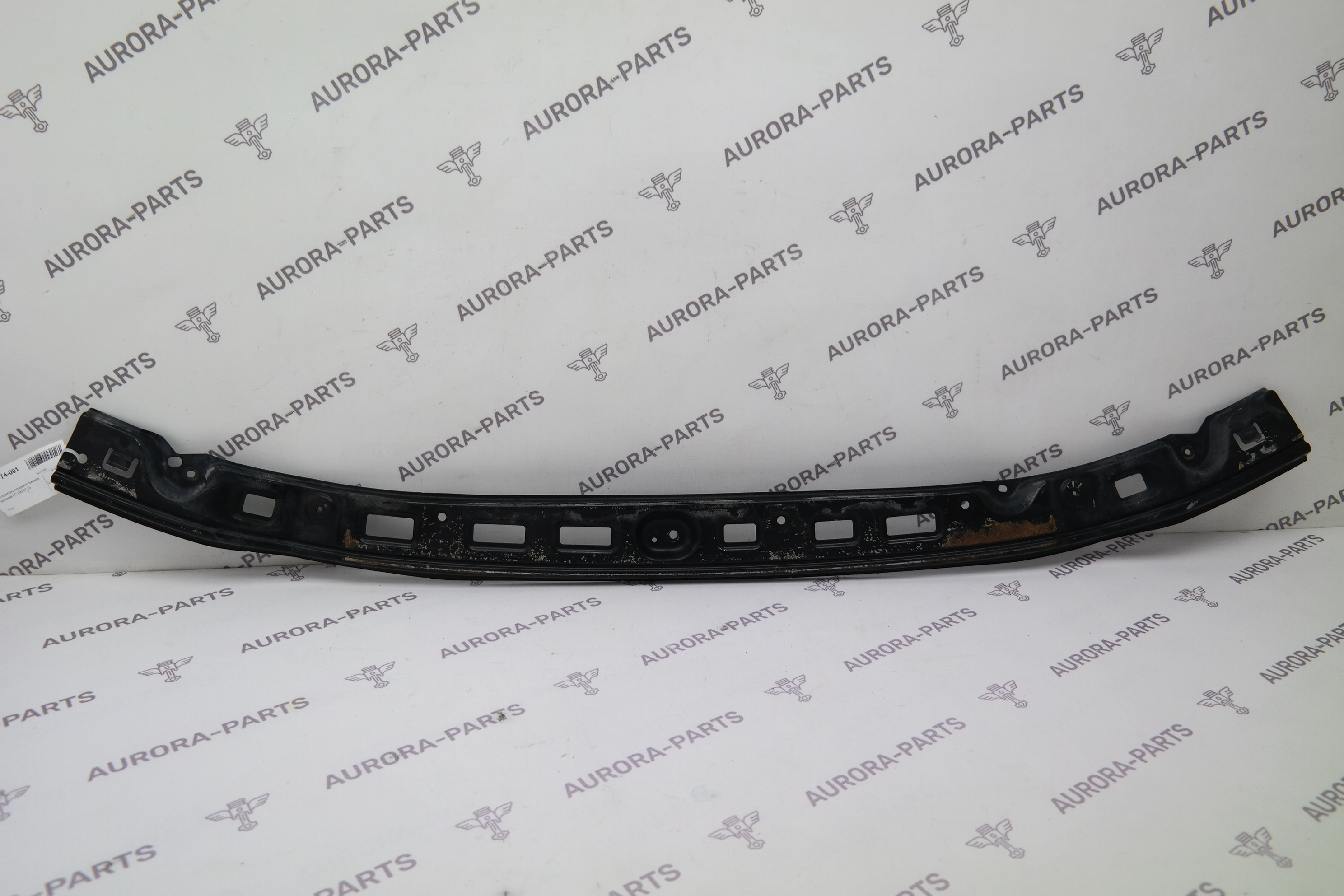 Усилитель переднего бампера верхний Toyota Land Cruiser