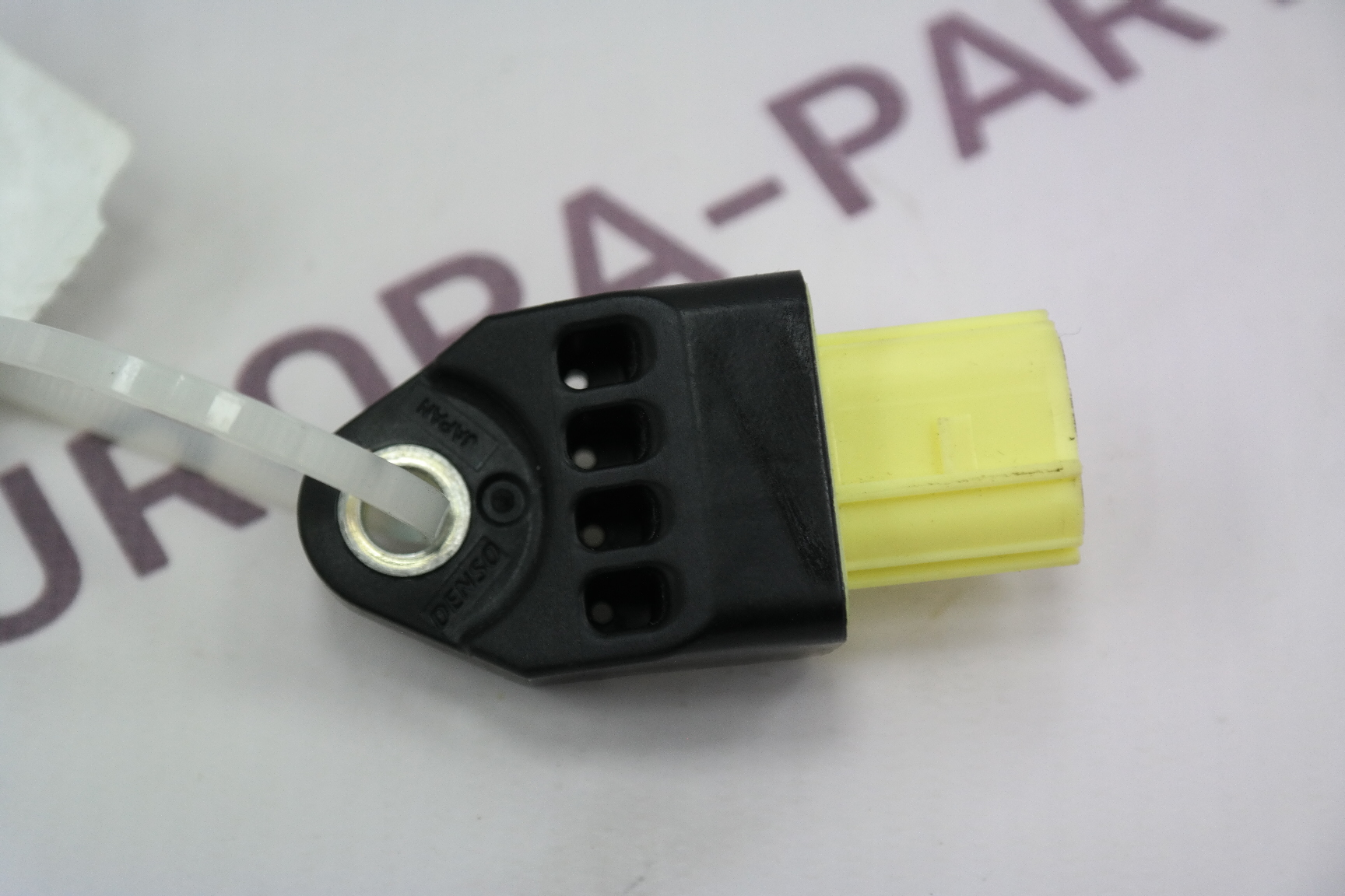 Датчик удара Toyota Land Cruiser