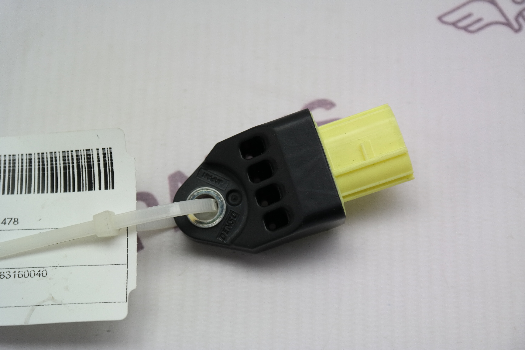 Датчик удара Toyota Land Cruiser