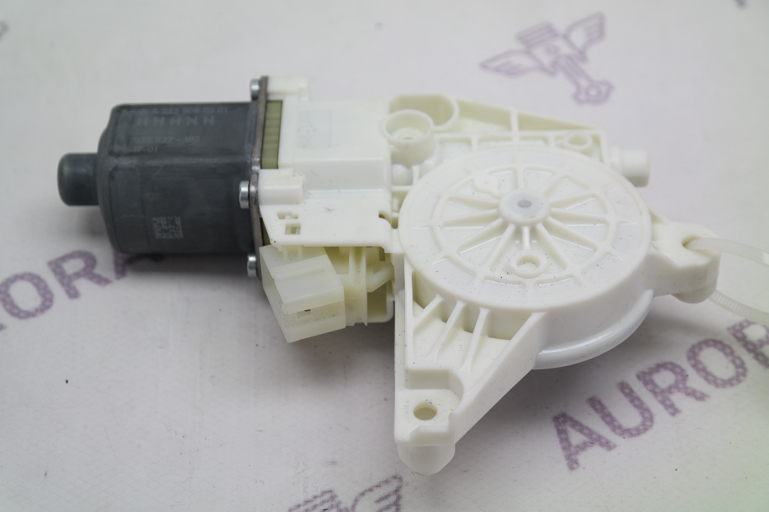 Мотор стеклоподъёмника задней двери LH Mercedes S-Klasse