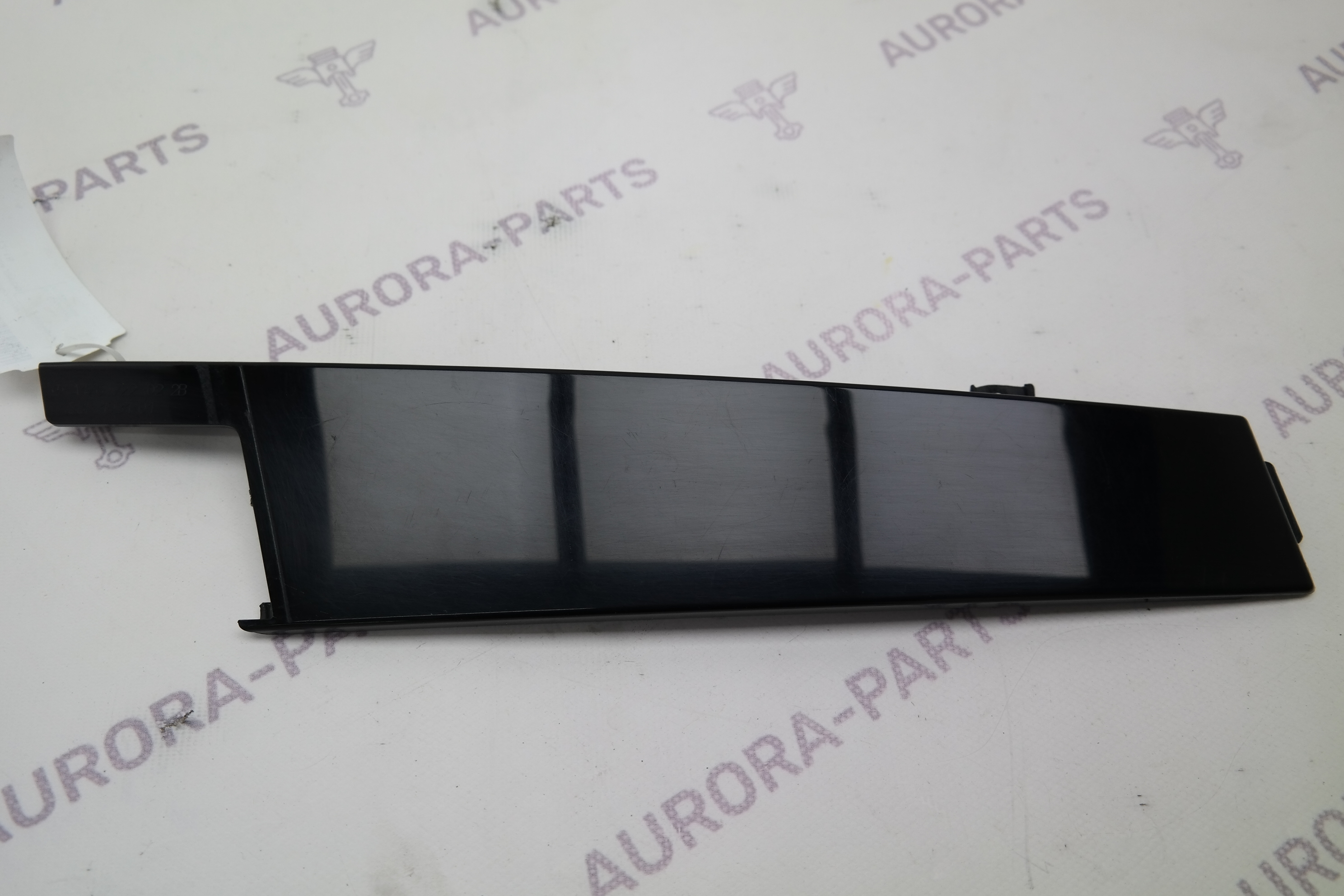 Накладка стойки передней двери наружняя LH Mercedes A-Klasse