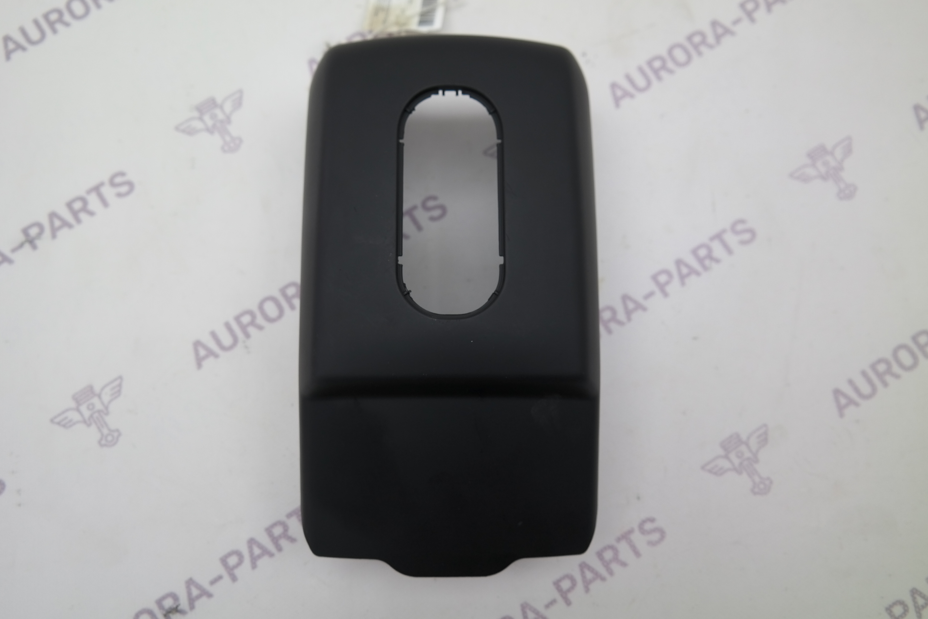 Кожух рулевой колонки нижняя часть Porsche Cayenne