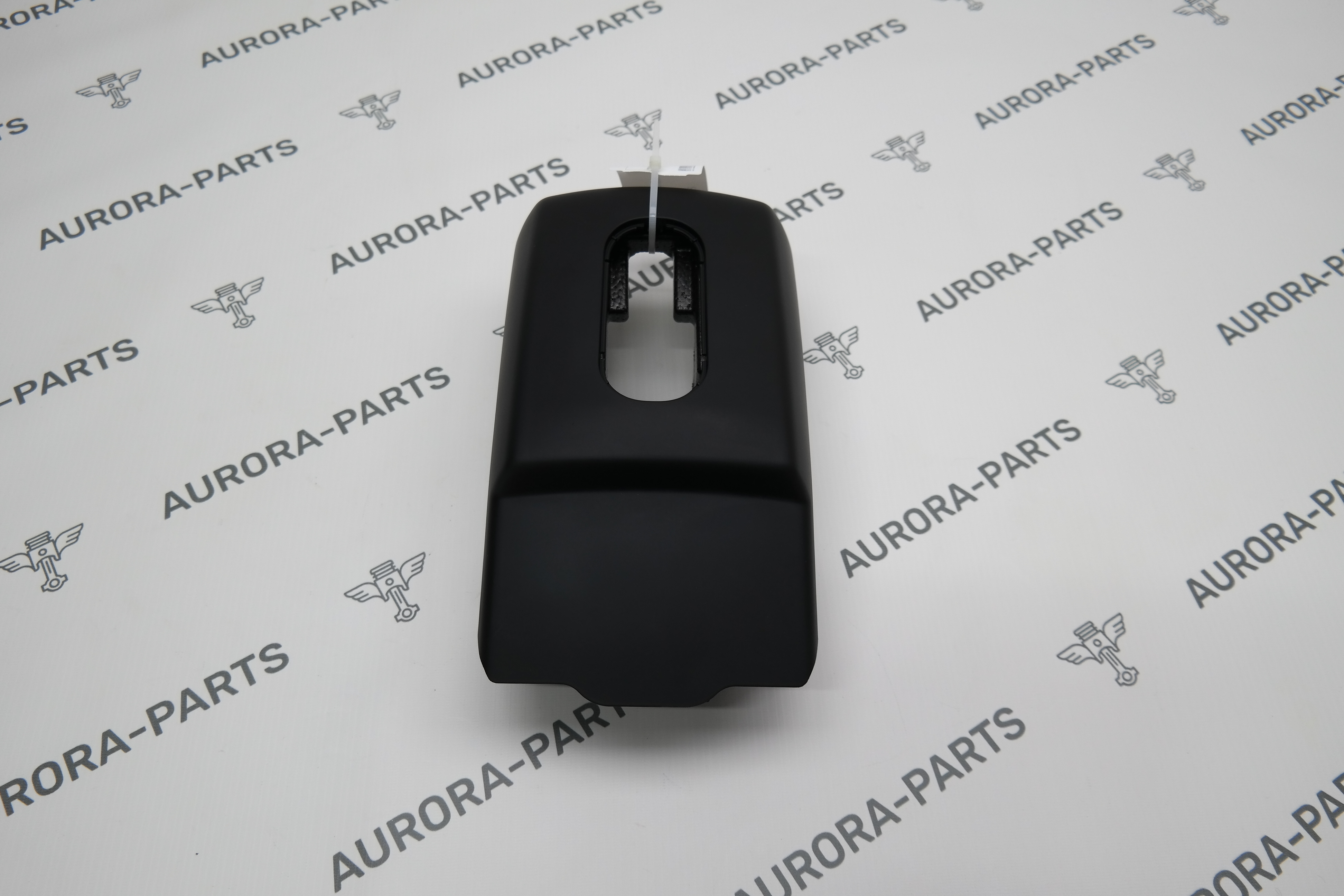 Кожух рулевой колонки нижняя часть Porsche Cayenne