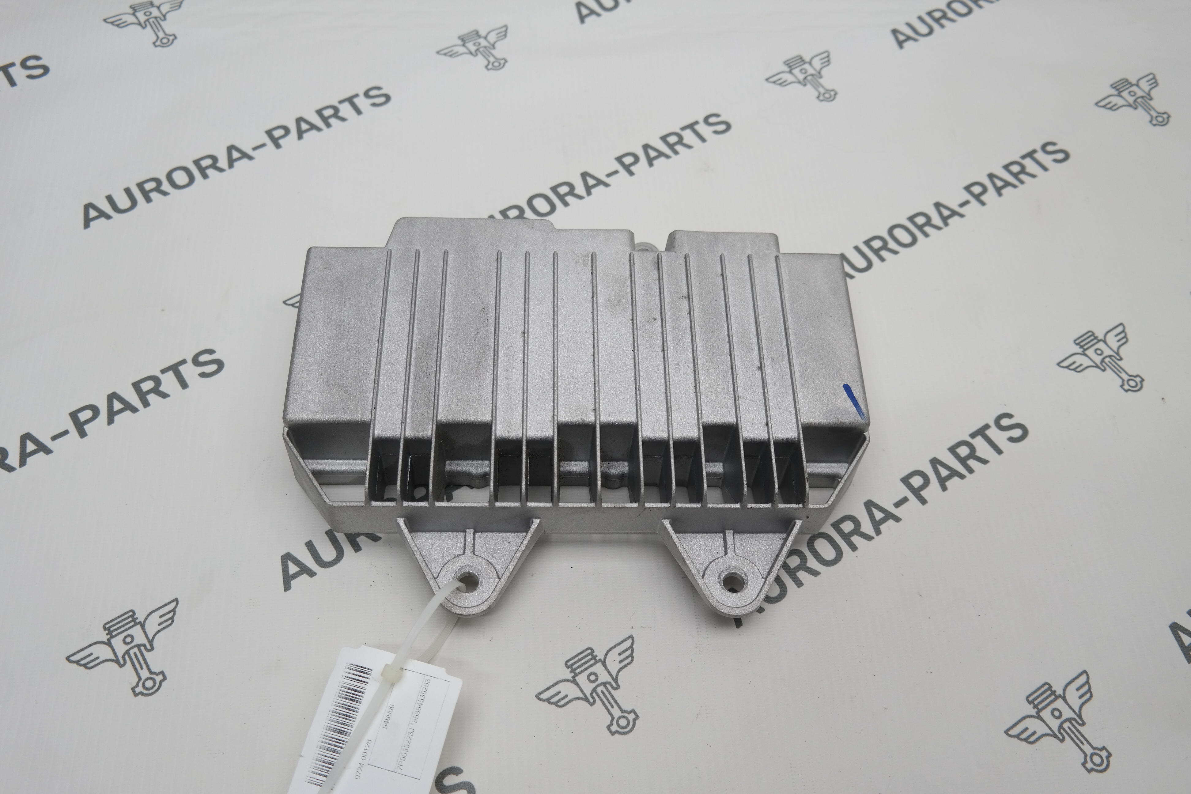 Усилитель аудиосистемы Porsche Cayenne