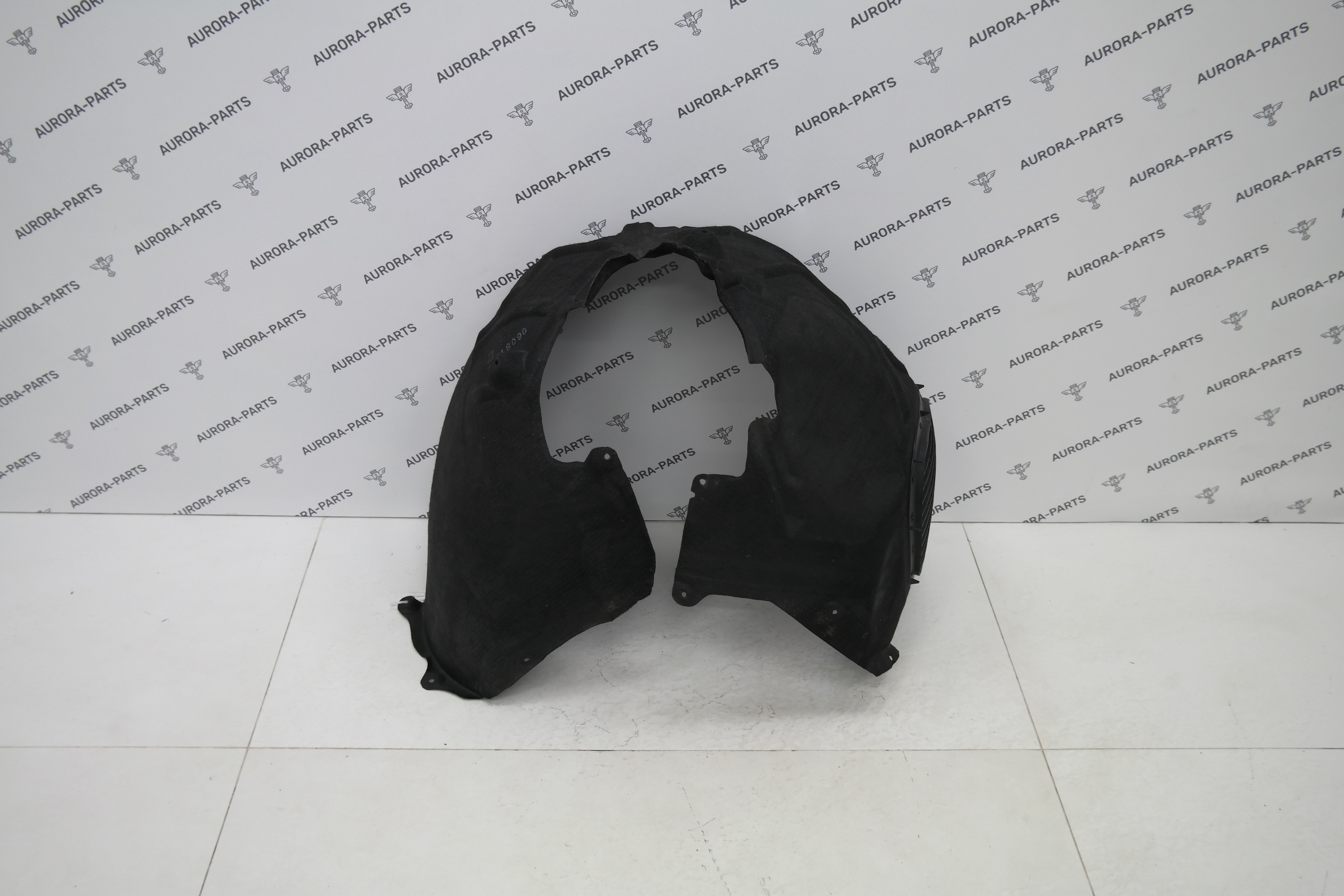 Подкрылок передний LH Porsche Cayenne