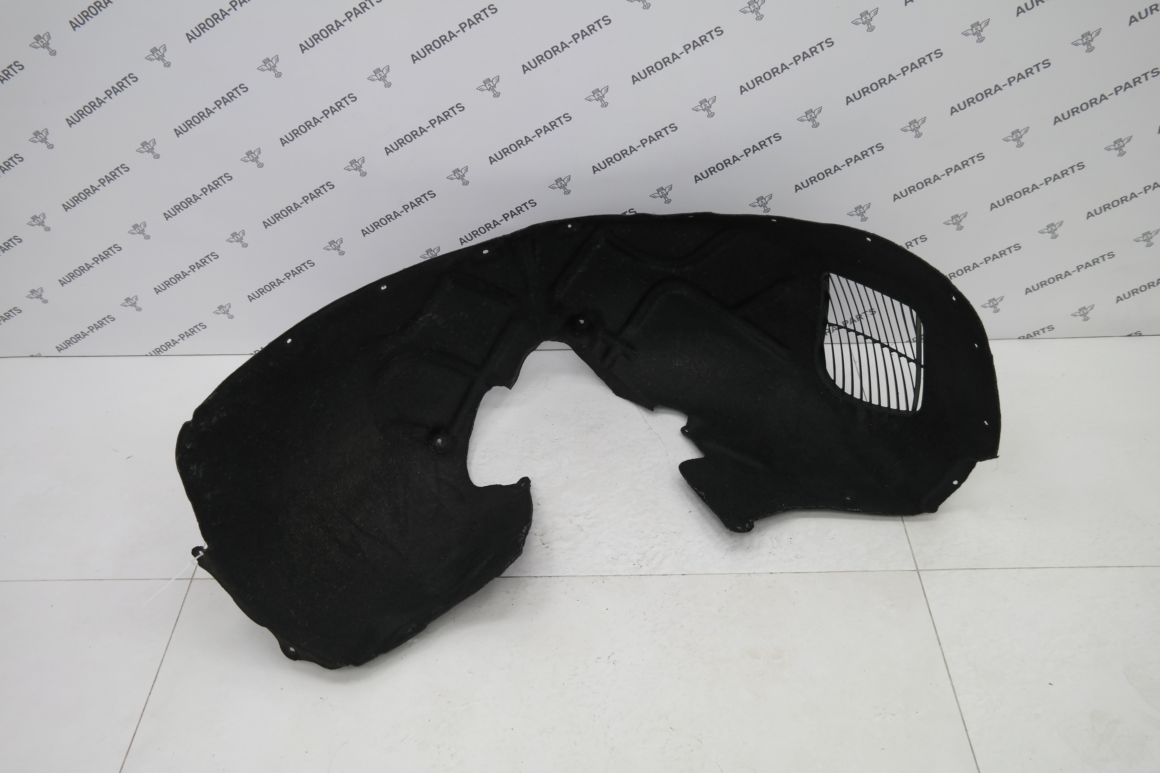 Подкрылок передний RH Porsche Cayenne