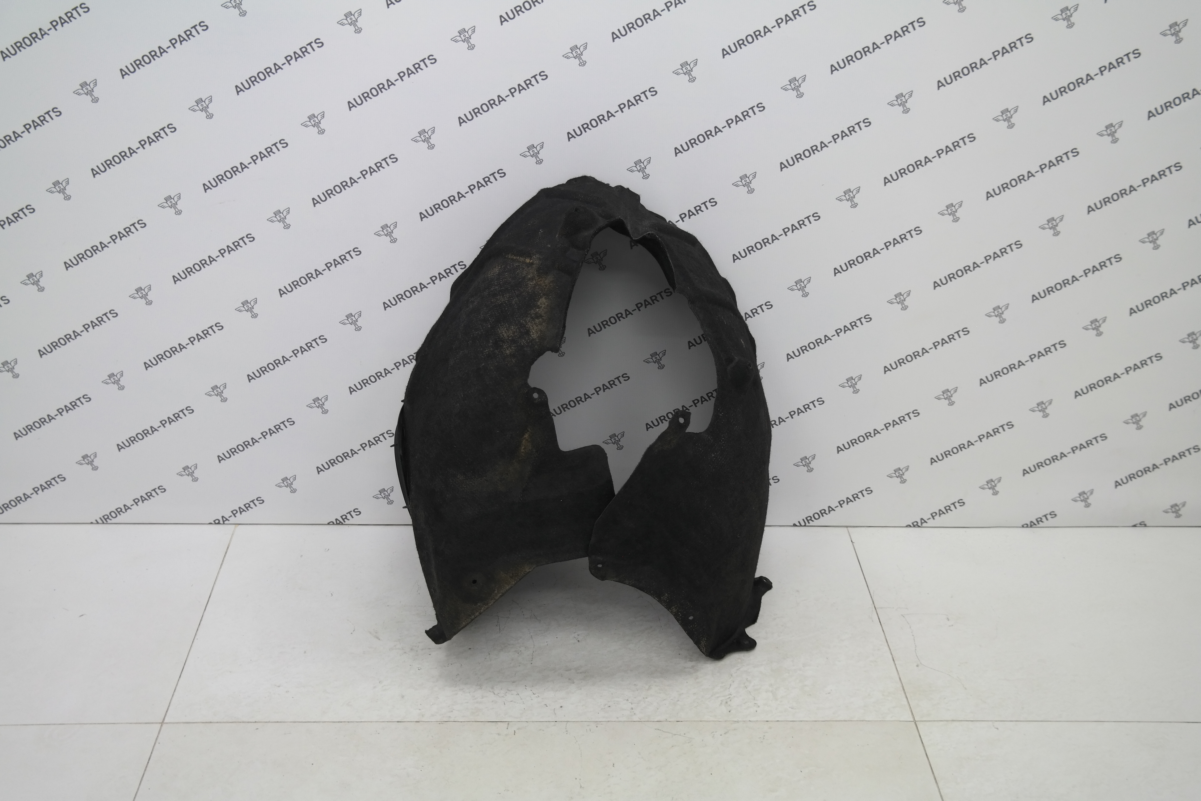 Подкрылок передний RH Porsche Cayenne