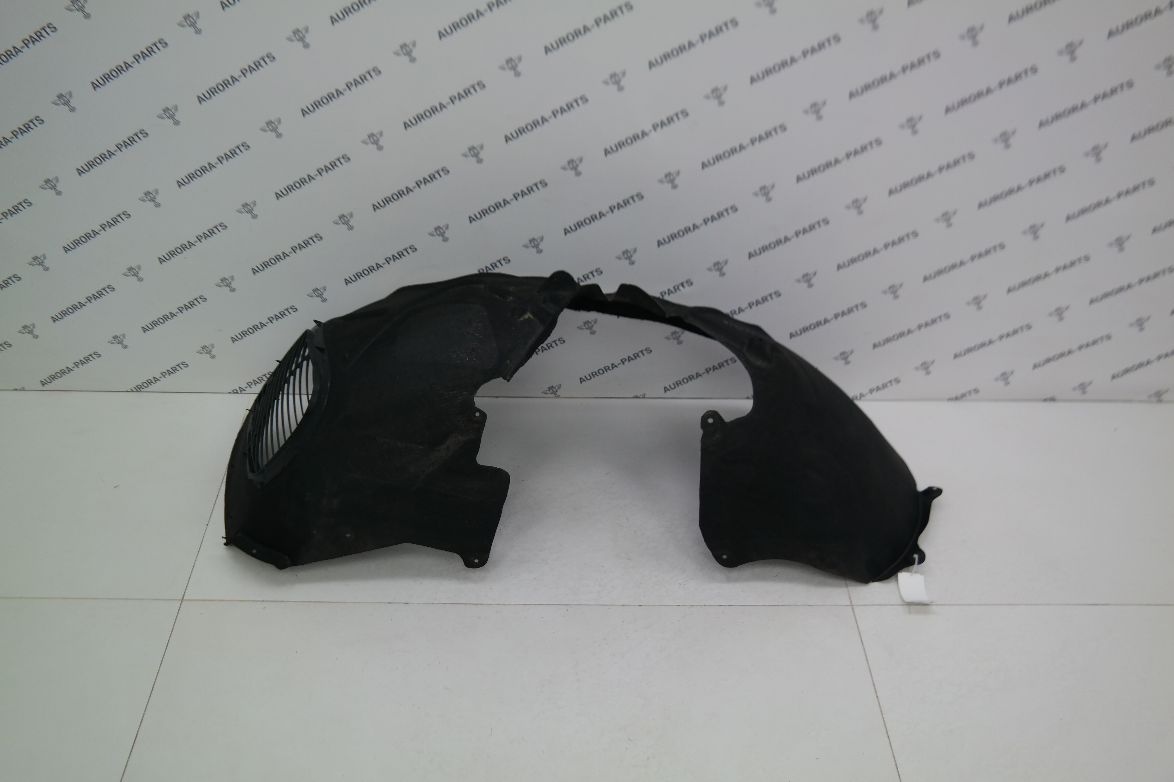 Подкрылок передний RH Porsche Cayenne