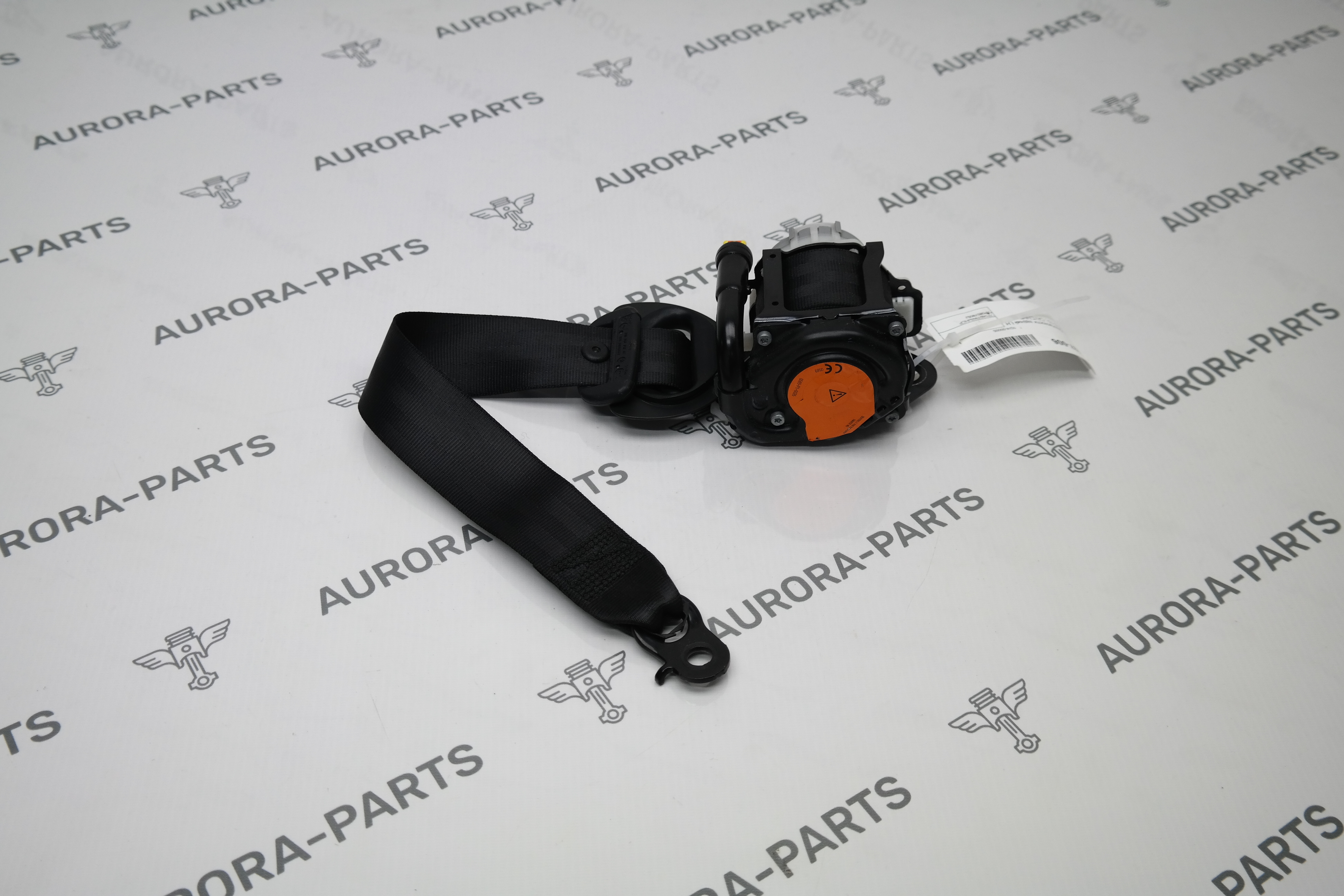 Ремень безопасности задний LH VW Touareg