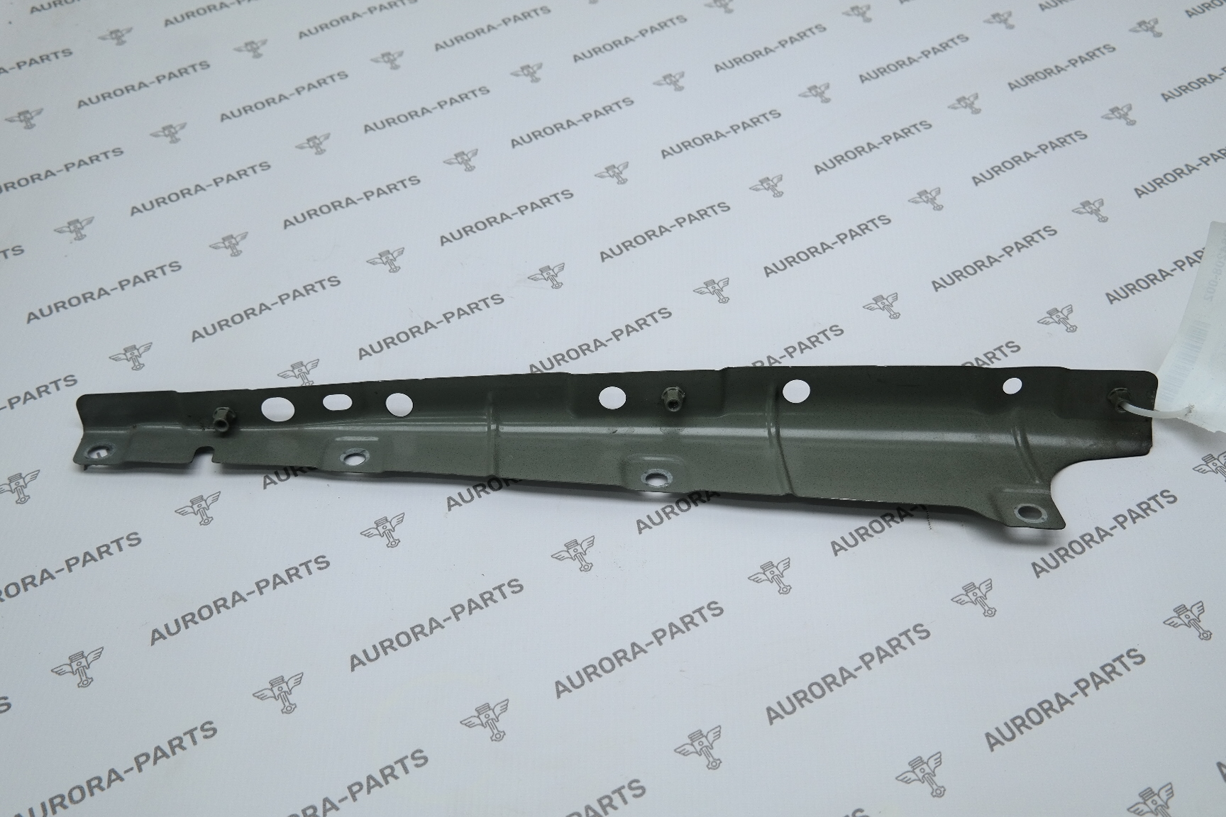 Кронштейн крыла RH Porsche Cayenne