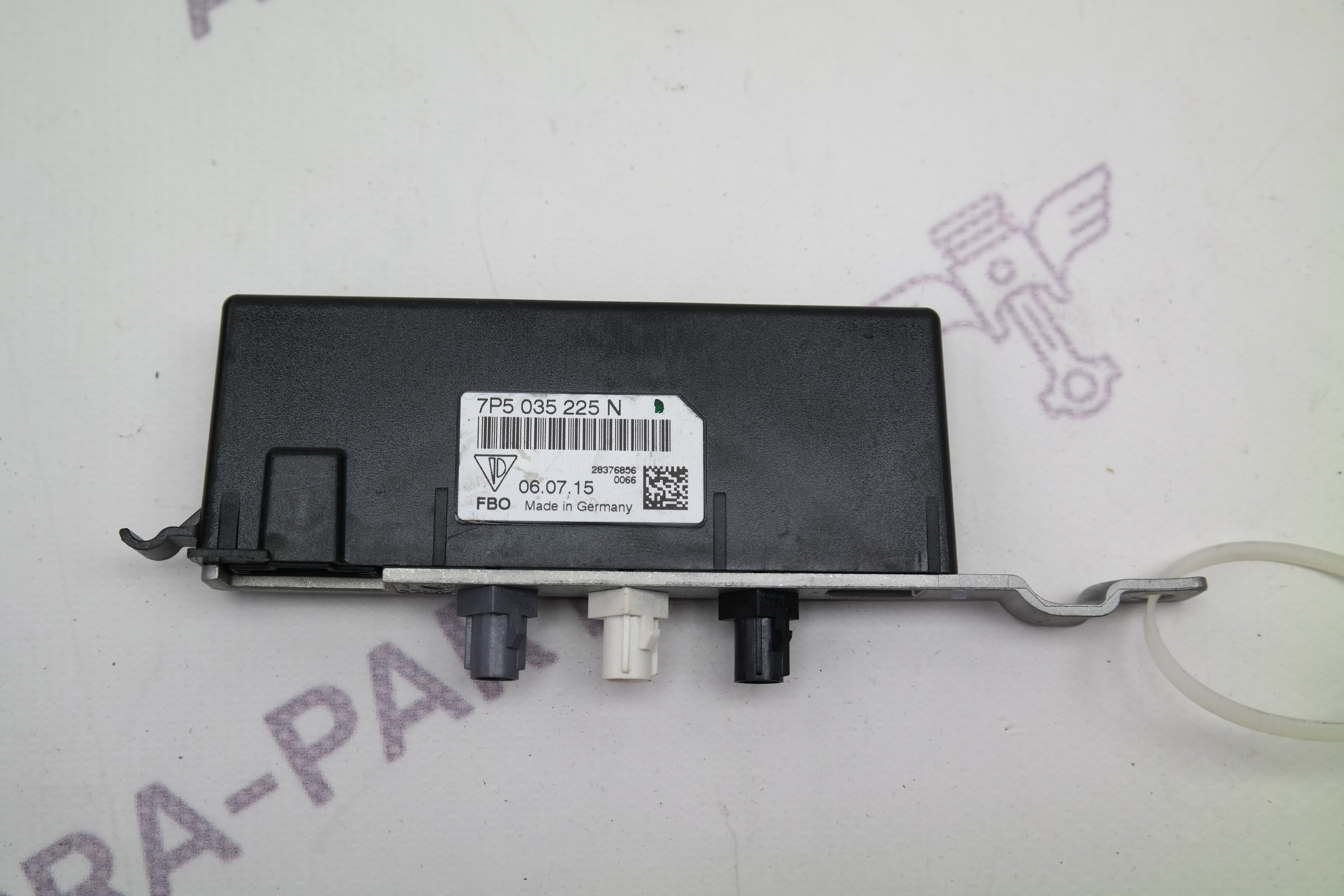 Усилитель антены Porsche Cayenne