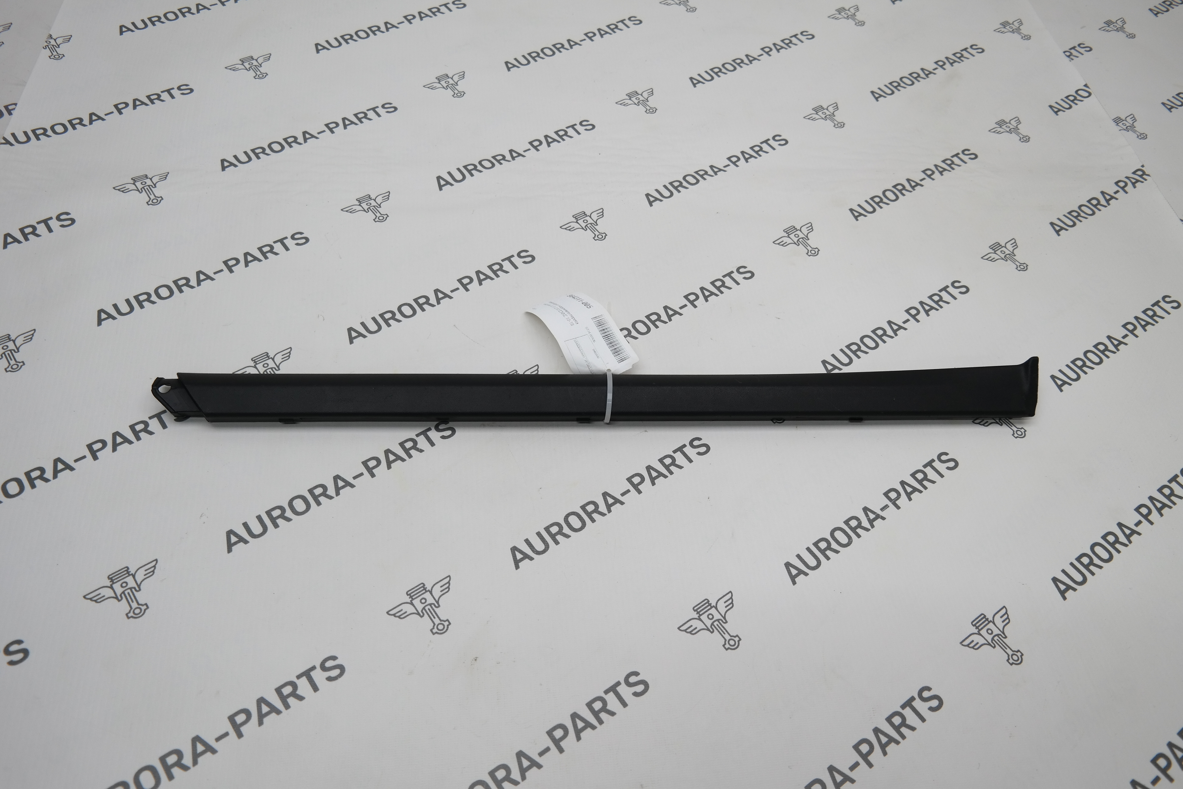 Накладка наружнего порога задняя LH Porsche Cayenne