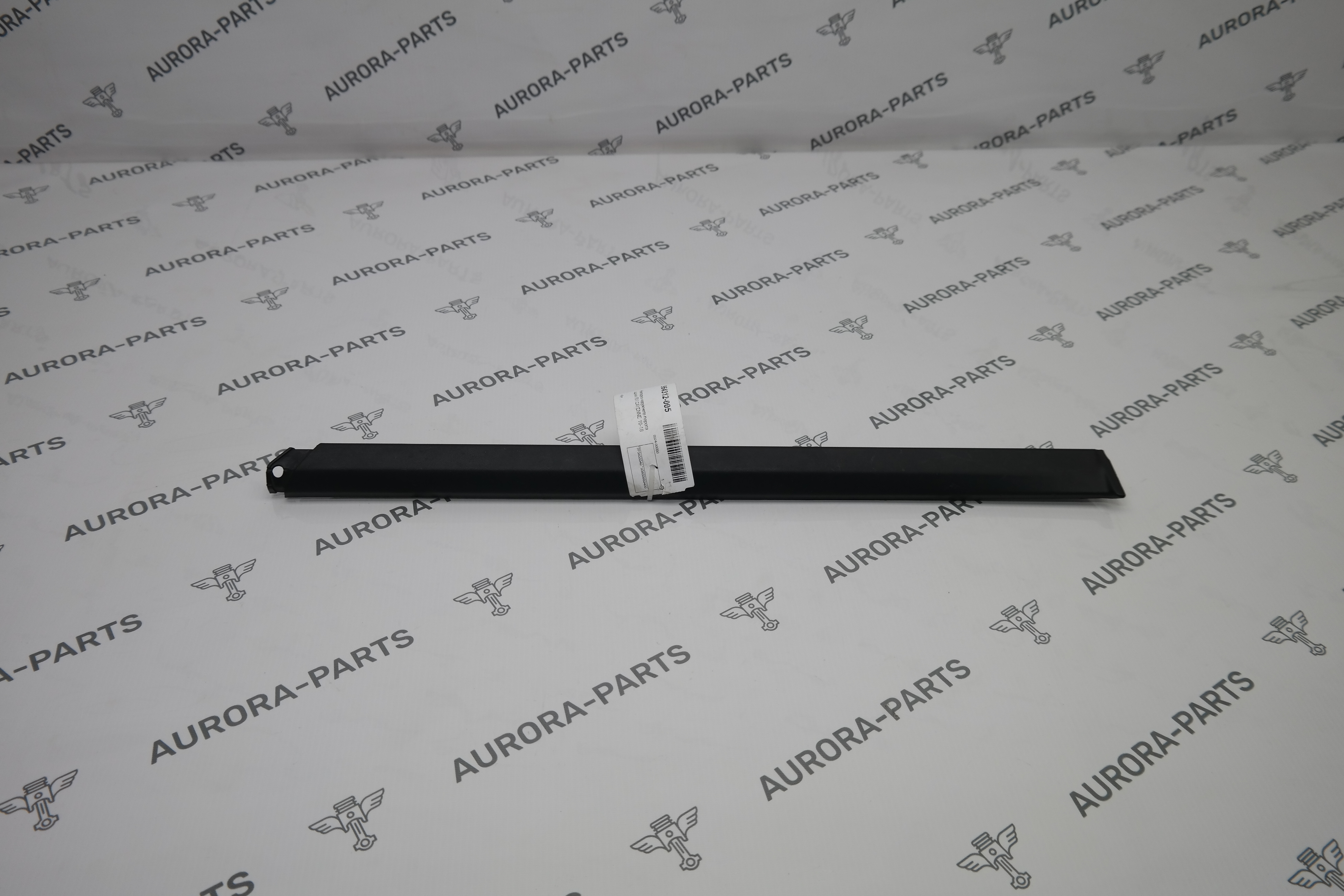 Накладка наружнего порога задняя RH Porsche Cayenne