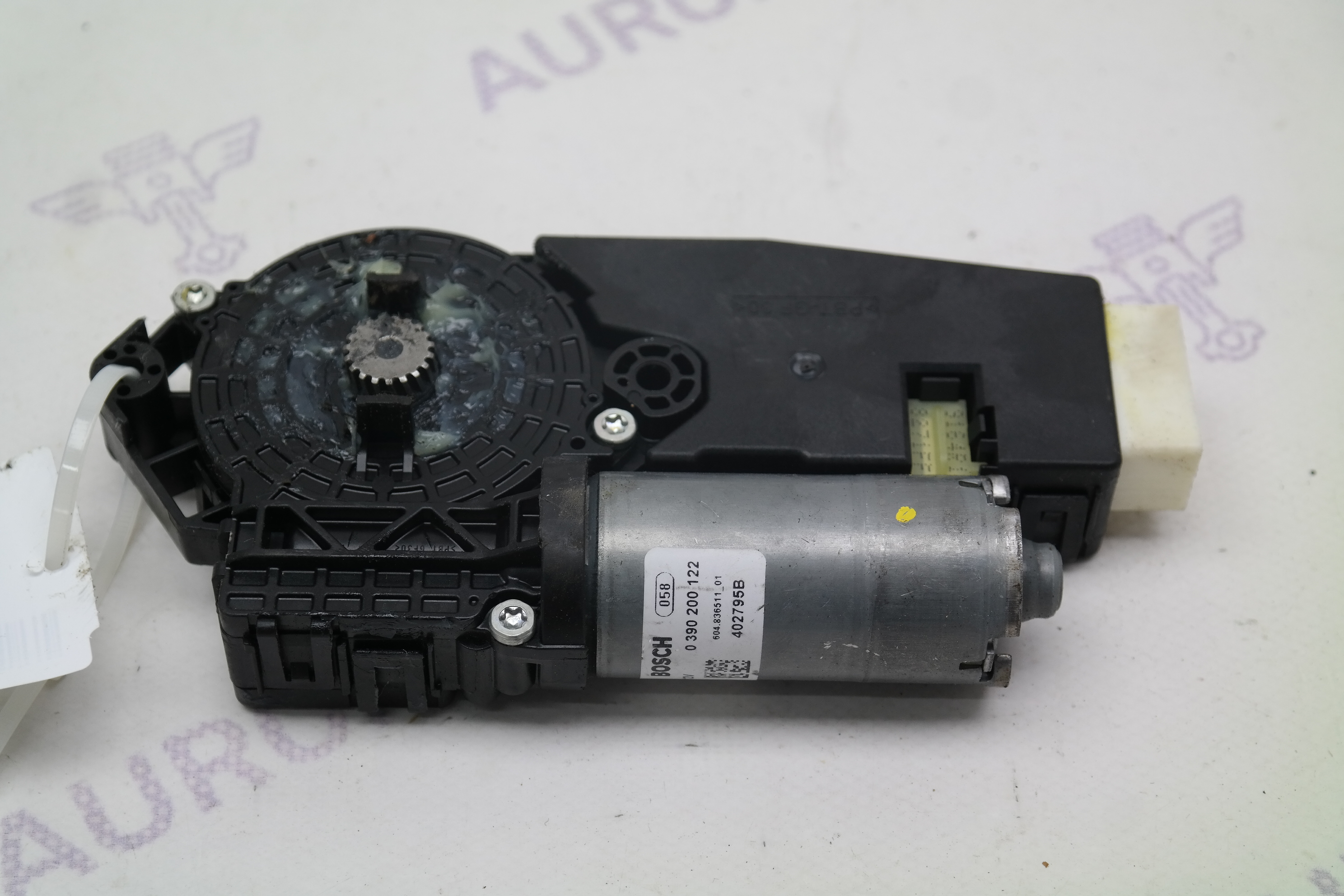 Моторчик люка Mercedes C-Klasse