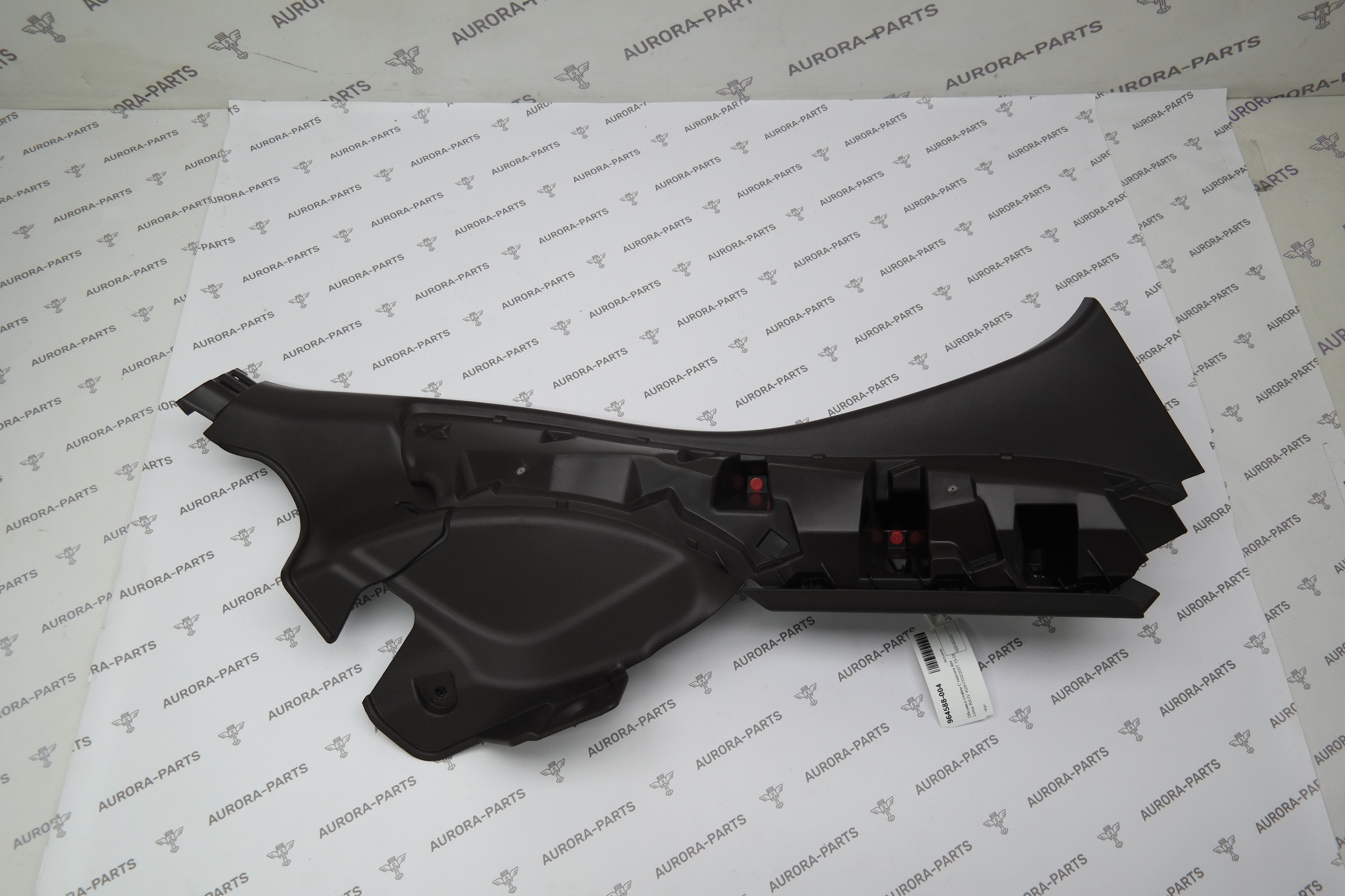 Обшивка стойки C нижняя RH Lexus RX