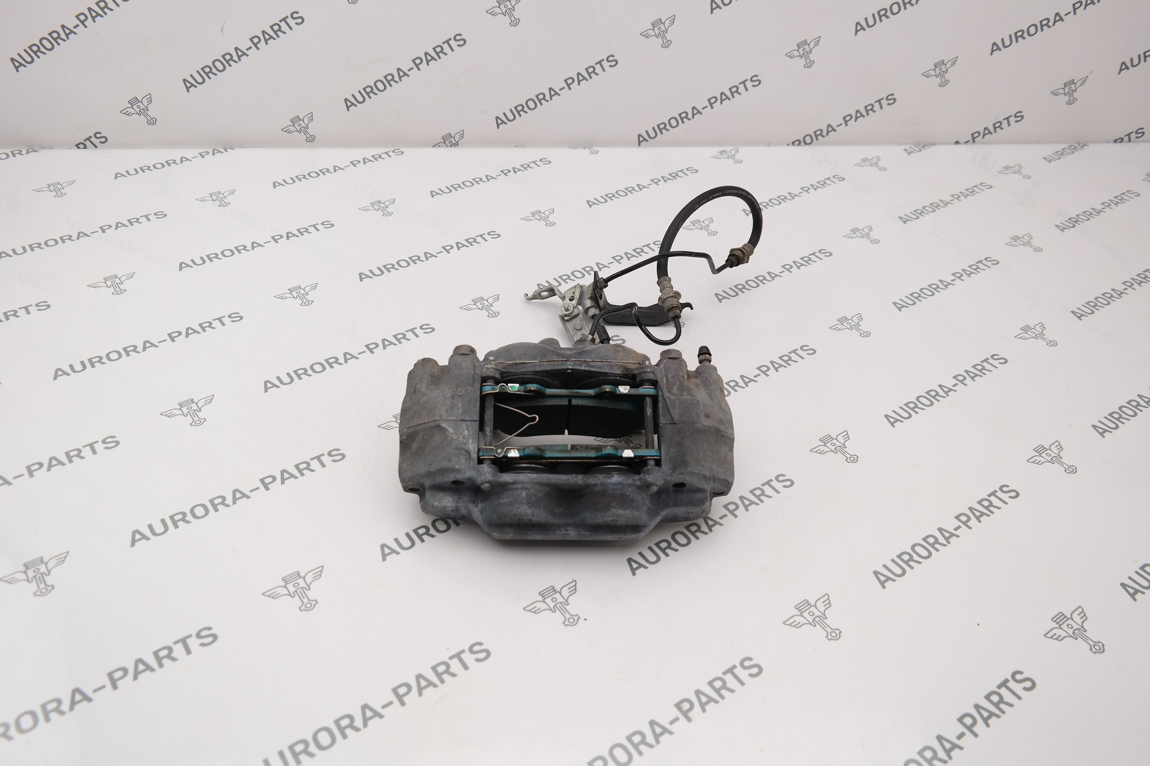 Суппорт тормозной передний RH Toyota Land Cruiser Prado 1GDFTV 