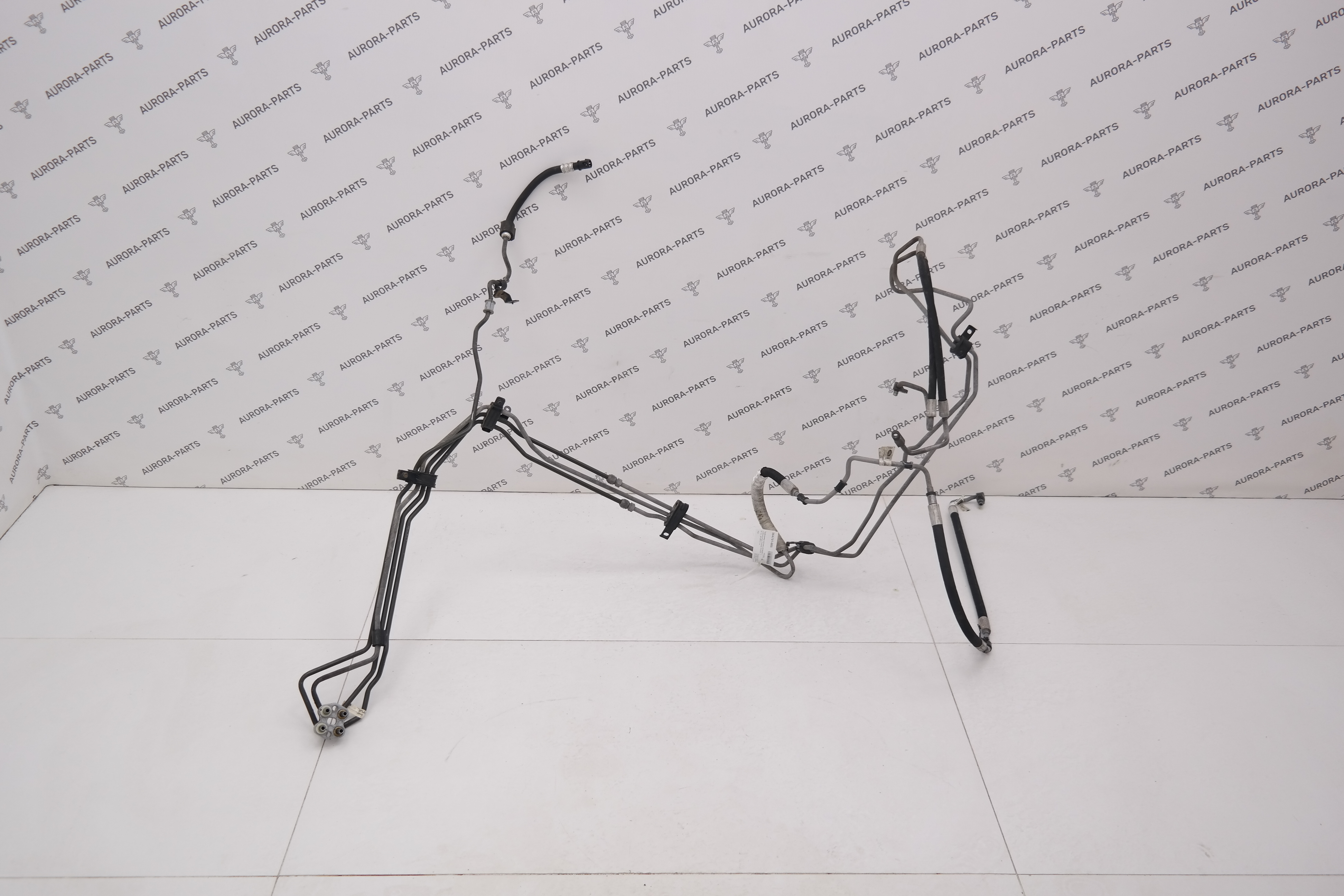 Трубопровод системы активного стабилизатора Land Rover Range Rover Sport