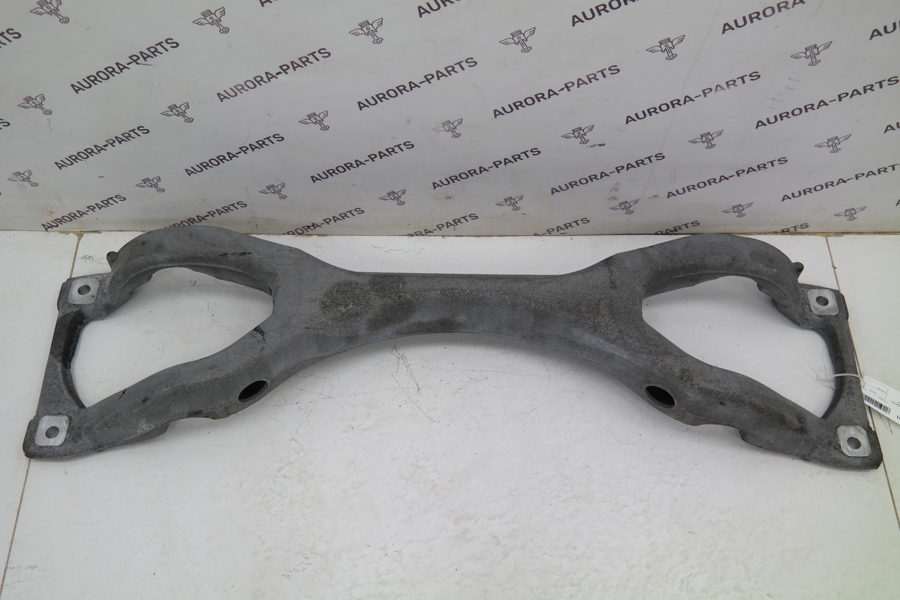 Подрамник задней подвески верхний Audi Q7