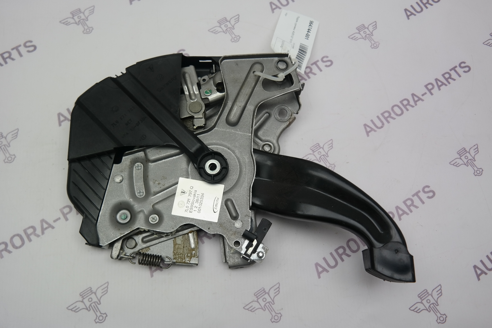 Педаль стояночного тормоза Audi Q7