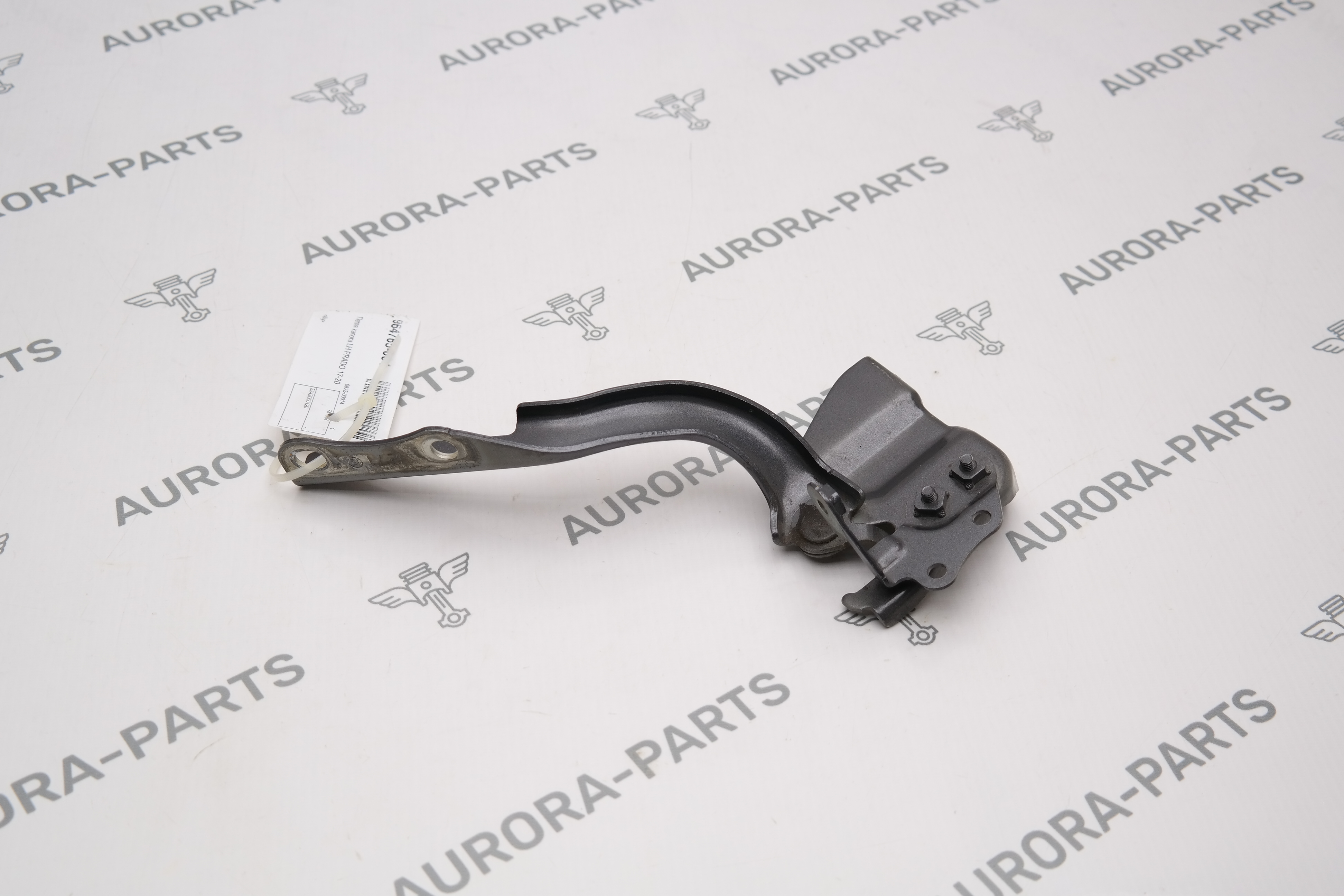 Петля капота LH Toyota Land Cruiser Prado 1GDFTV