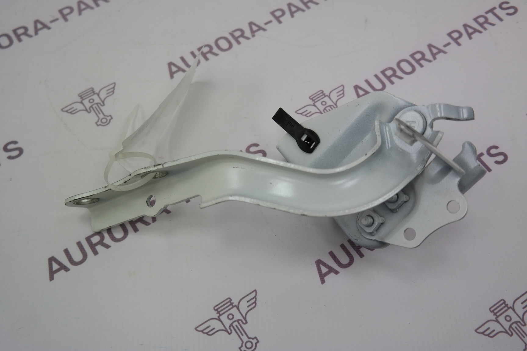 Петля капота RH Toyota Land Cruiser Prado 1GDFTV