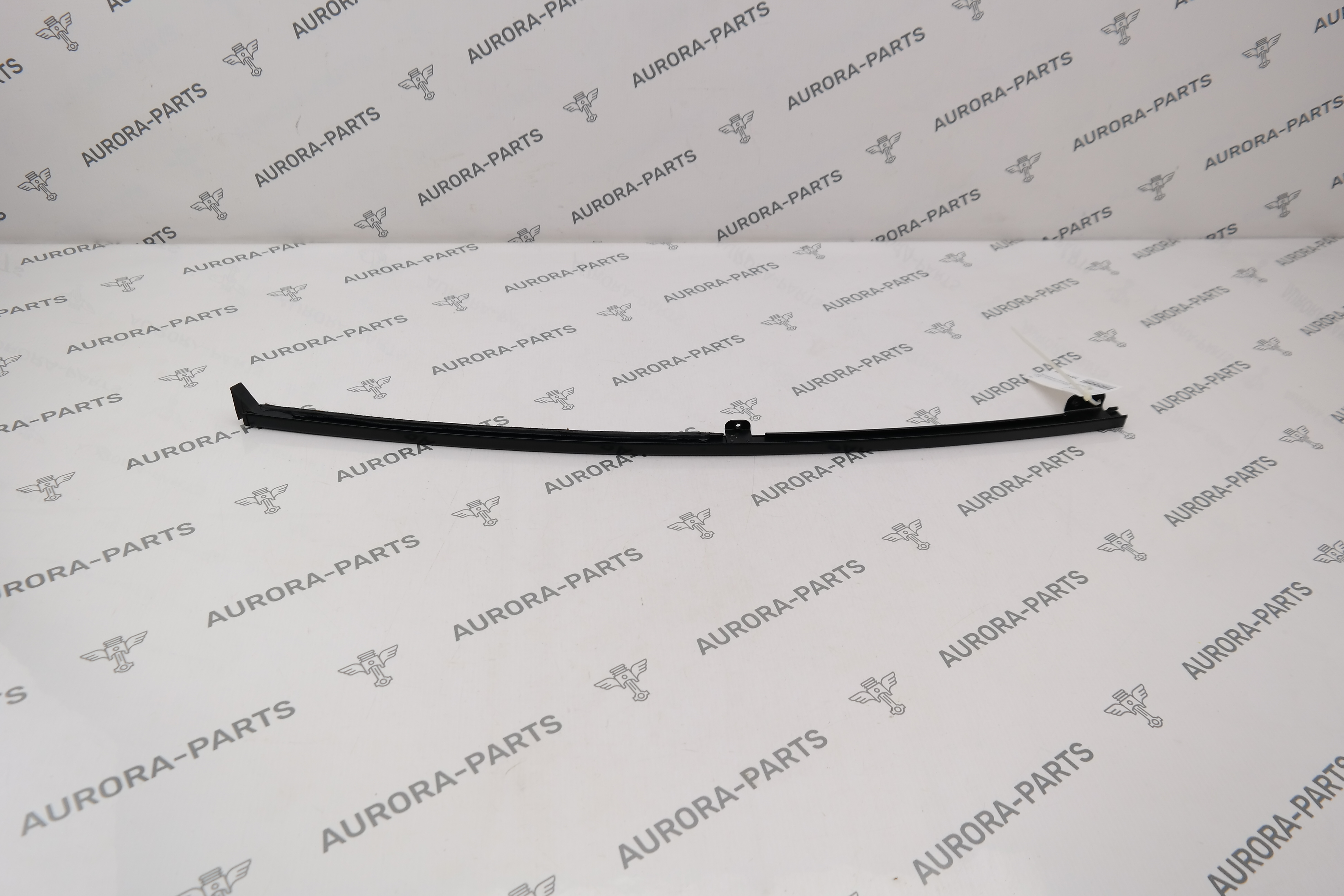 Направляющая стекла задней двери (перемычка) LH Toyota Land Cruiser Prado 1GDFTV