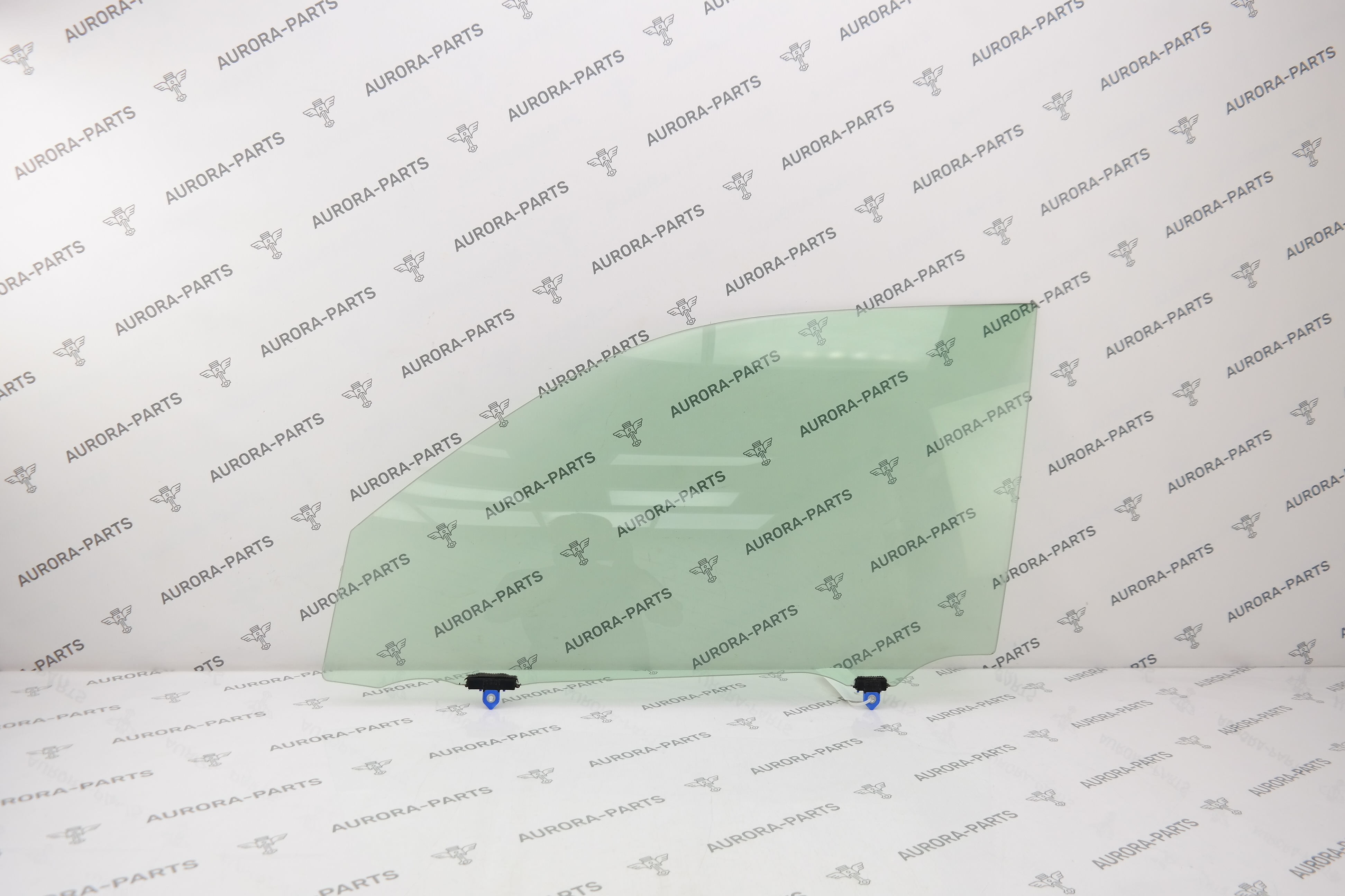 Стекло передней двери LH Toyota Land Cruiser Prado 1GDFTV 