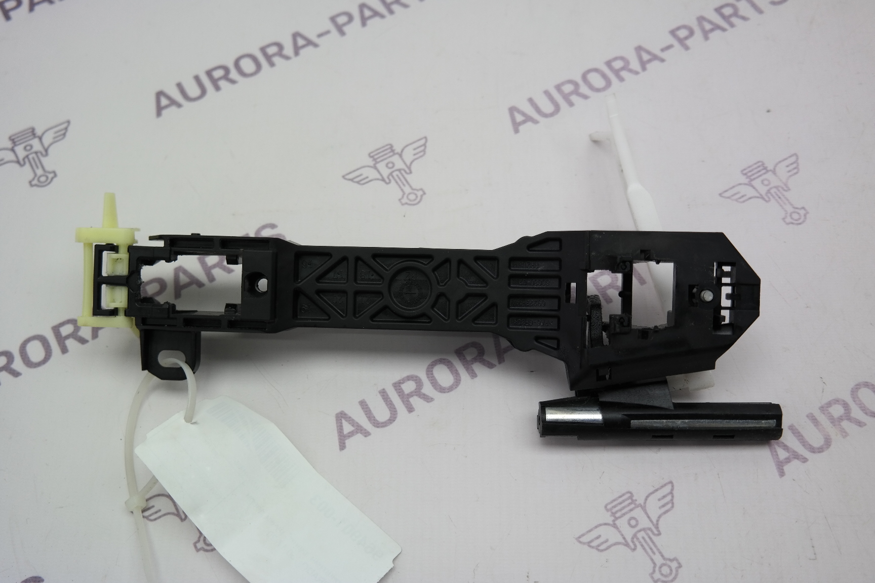 Кронштейн задней ручки двери RH Toyota Land Cruiser Prado 1GDFTV