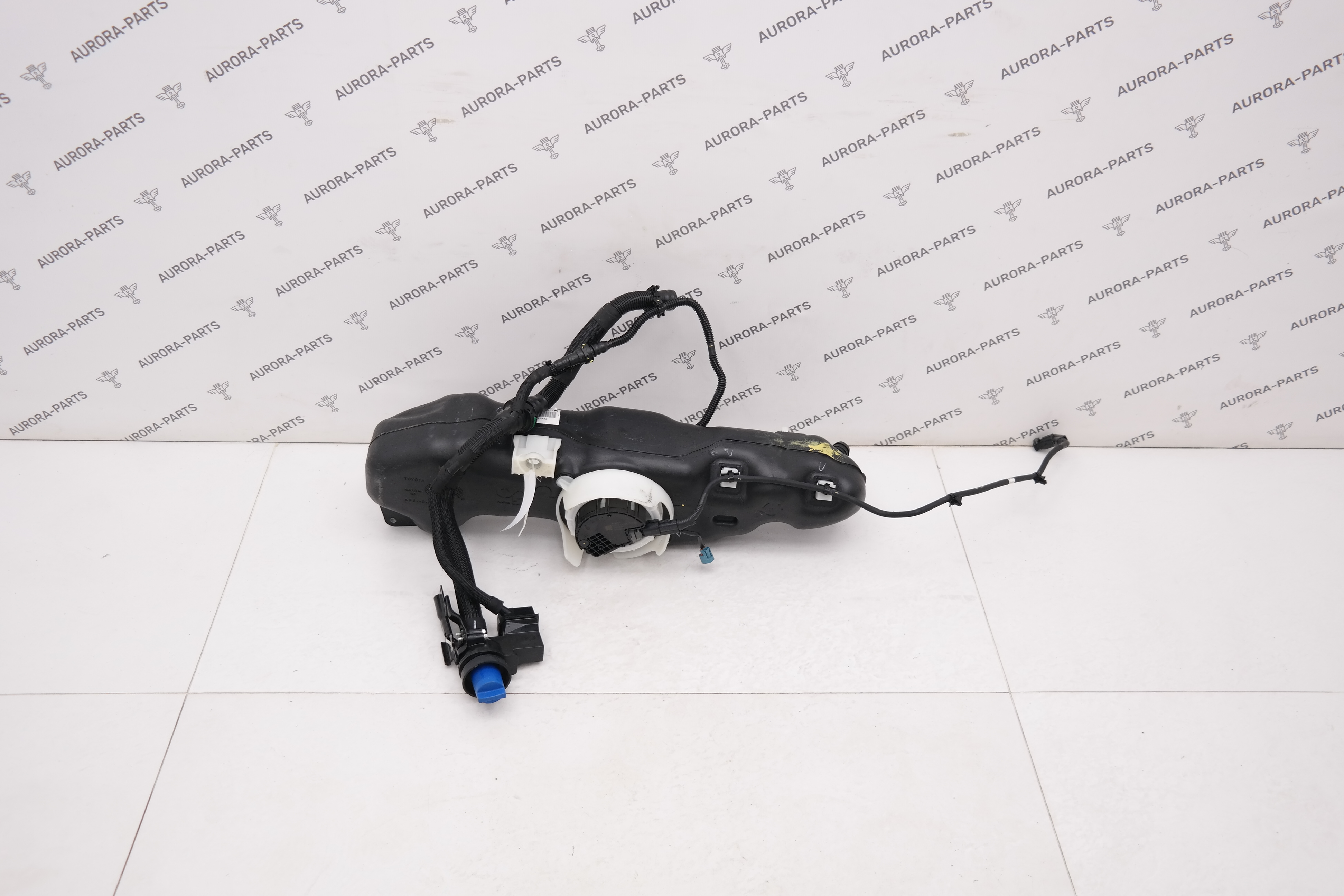 Бак для AdBlue в сборе Toyota Land Cruiser Prado 1GDFTV