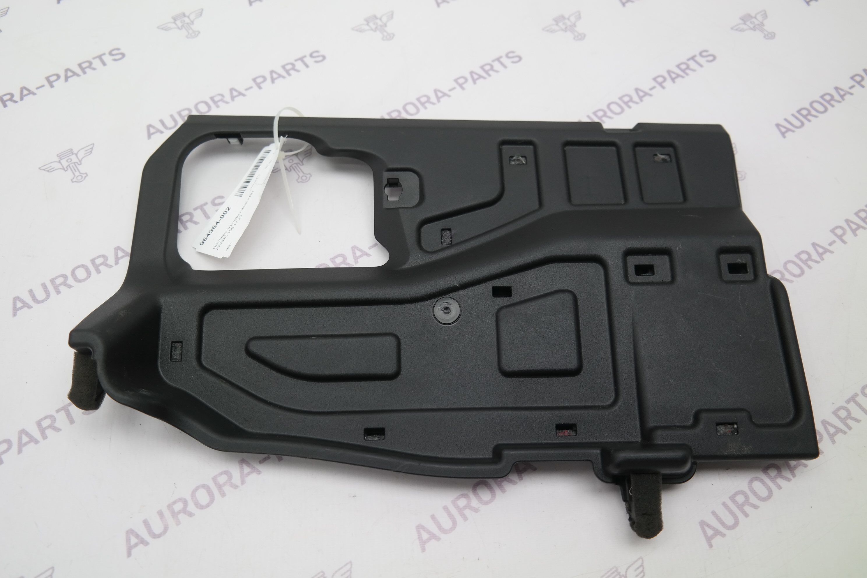 Накладка торпеды нижняя RH Toyota Land Cruiser Prado 1GDFTV