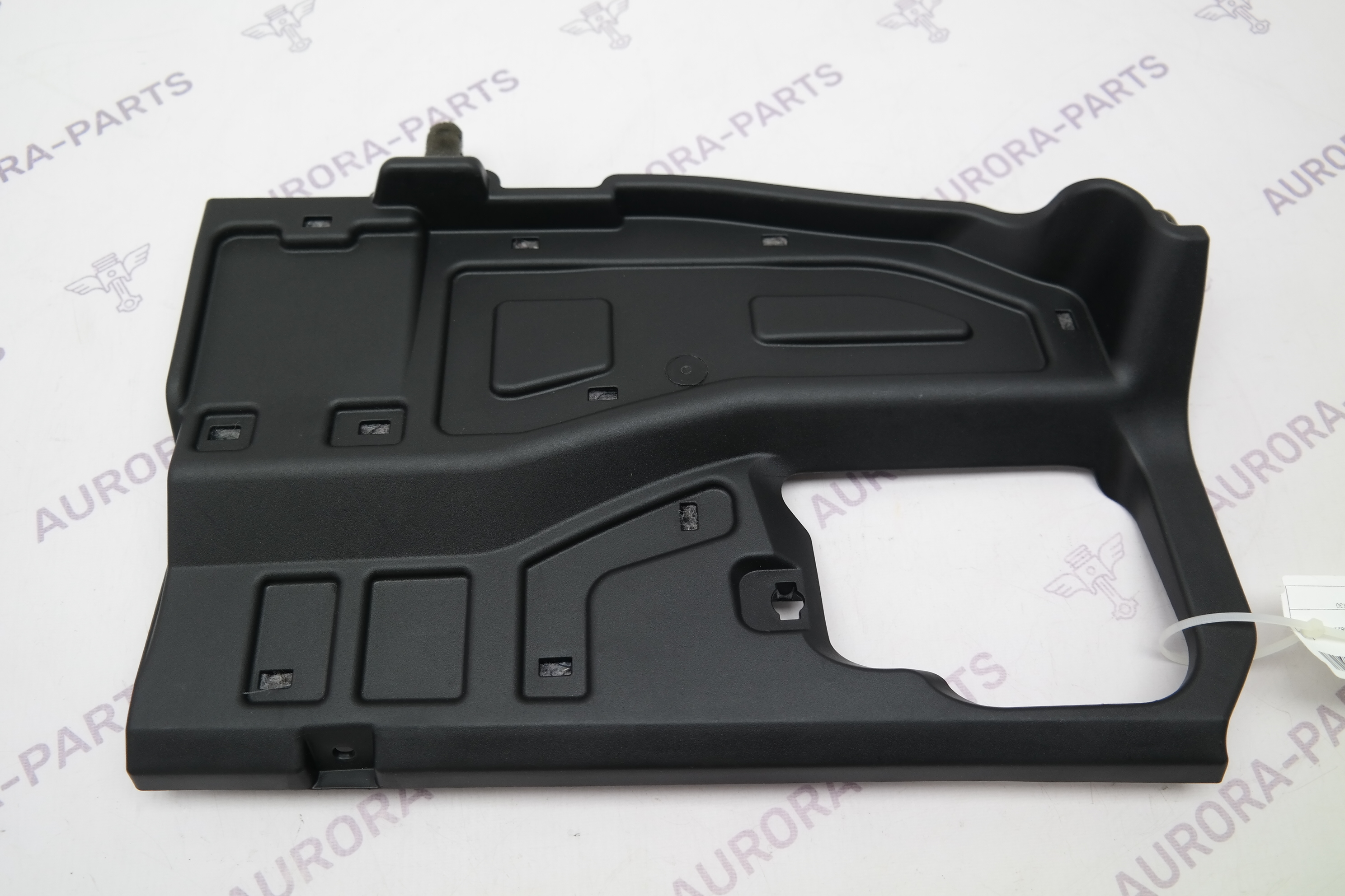 Накладка торпеды нижняя RH Toyota Land Cruiser Prado 1GDFTV