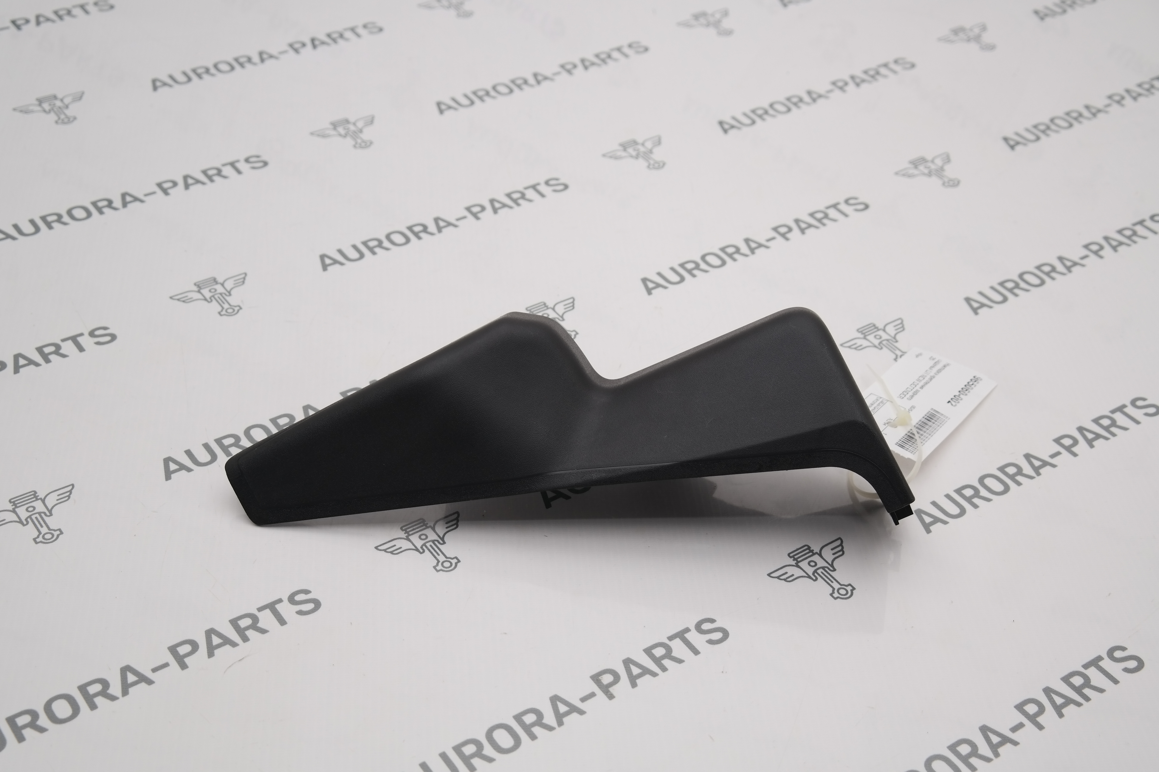 Накладка крепления заднего сиденья LH Land Rover Defender