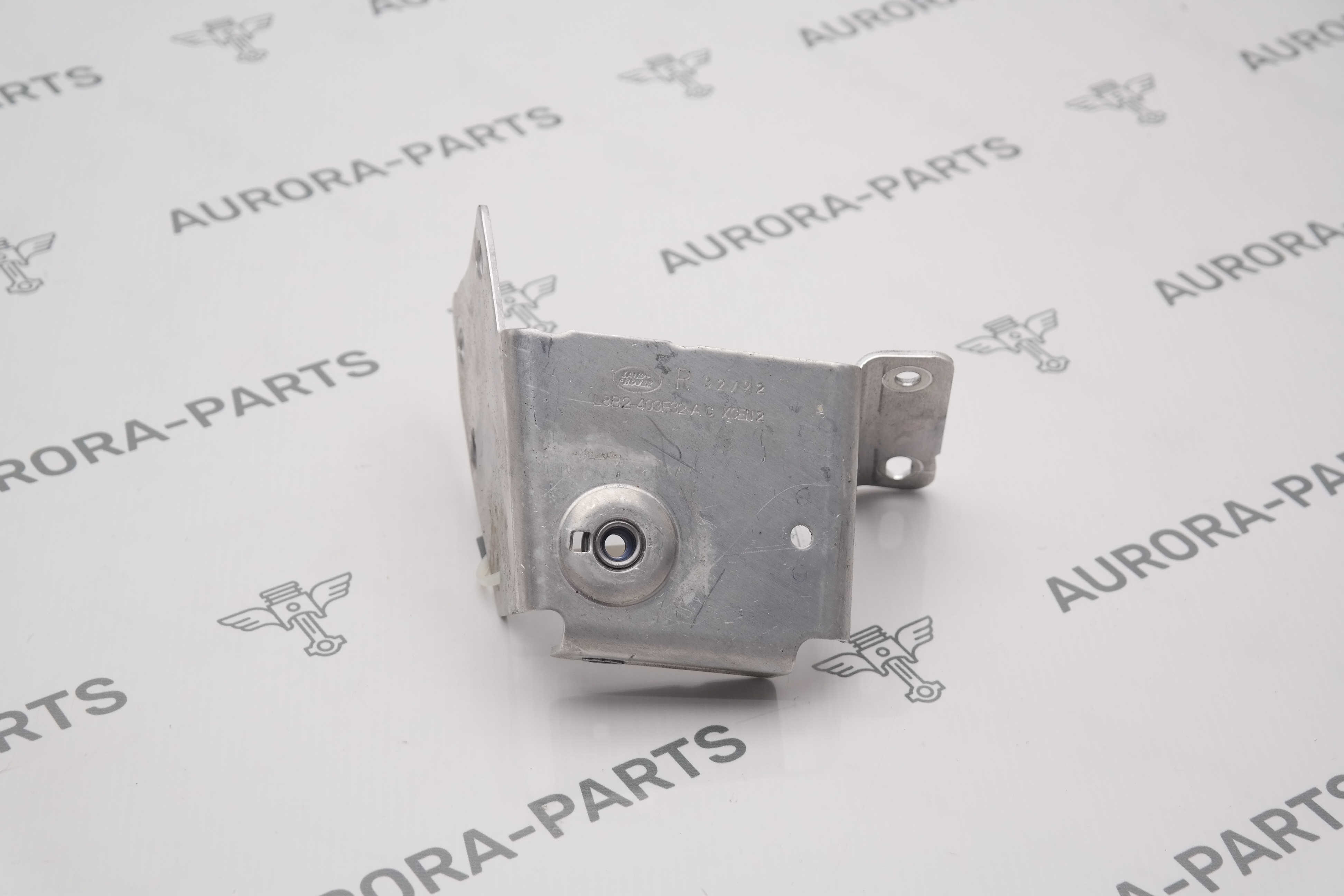 Кронштейн пола Land Rover Defender