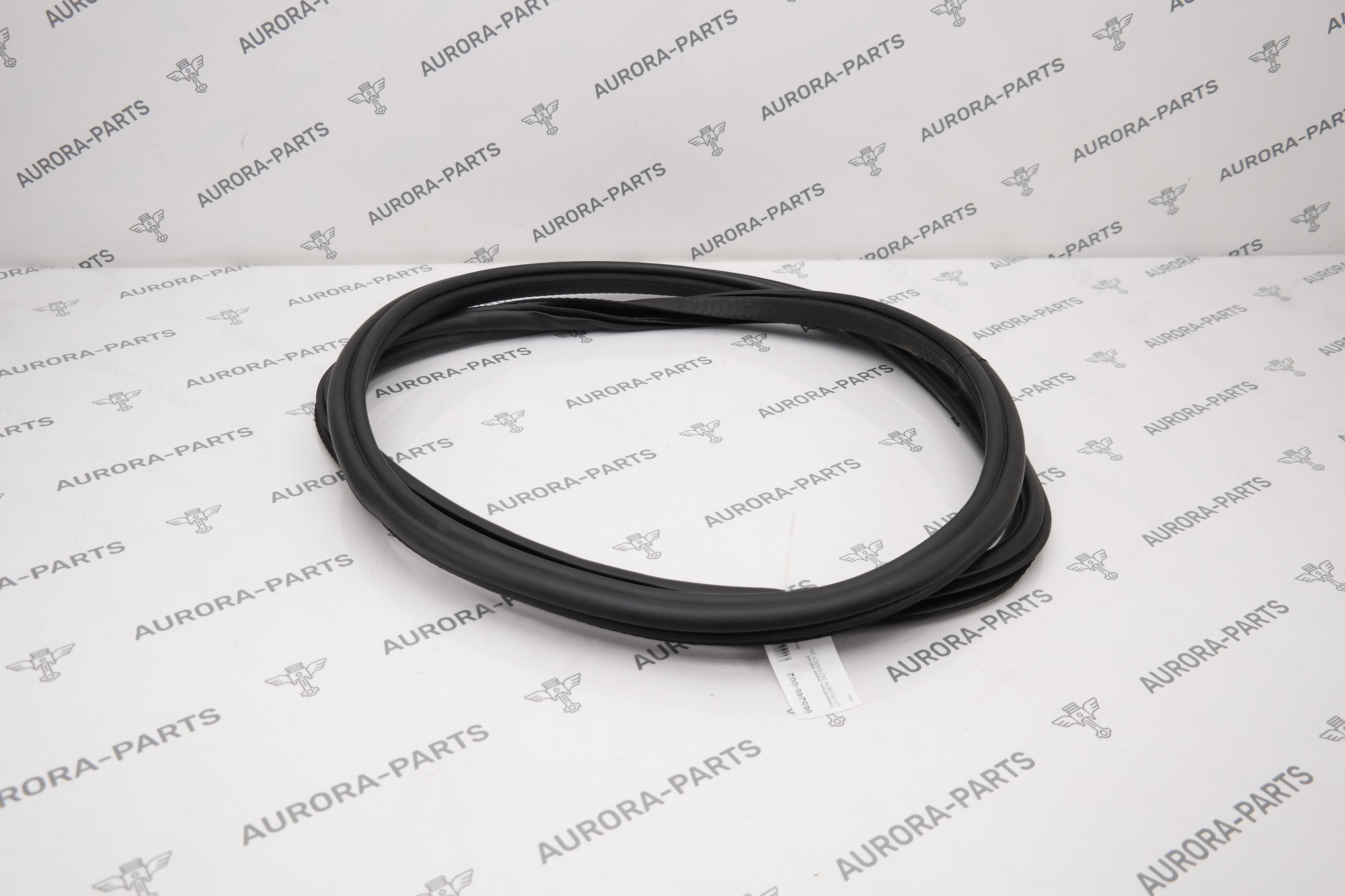 Уплотнитель двери задней LH=RH Land Rover Defender