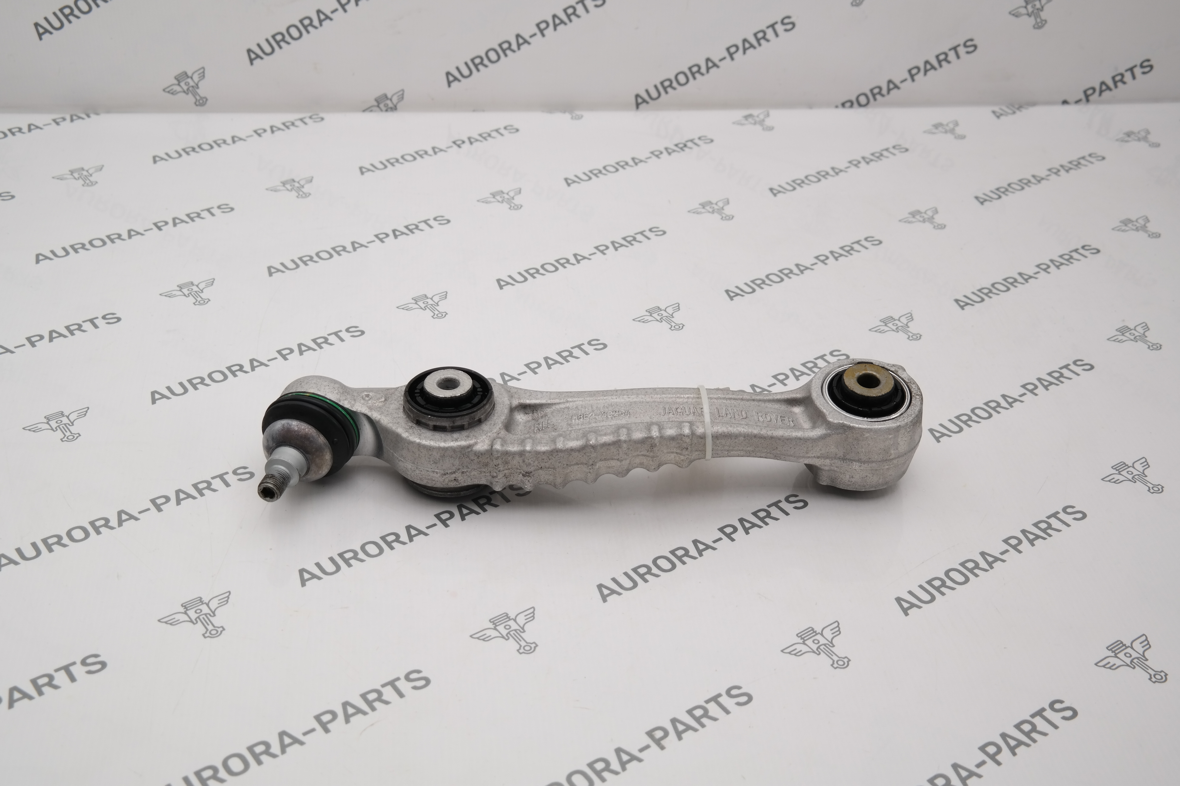 Рычаг нижний поперечный передней подвески RH Land Rover Range Rover Sport