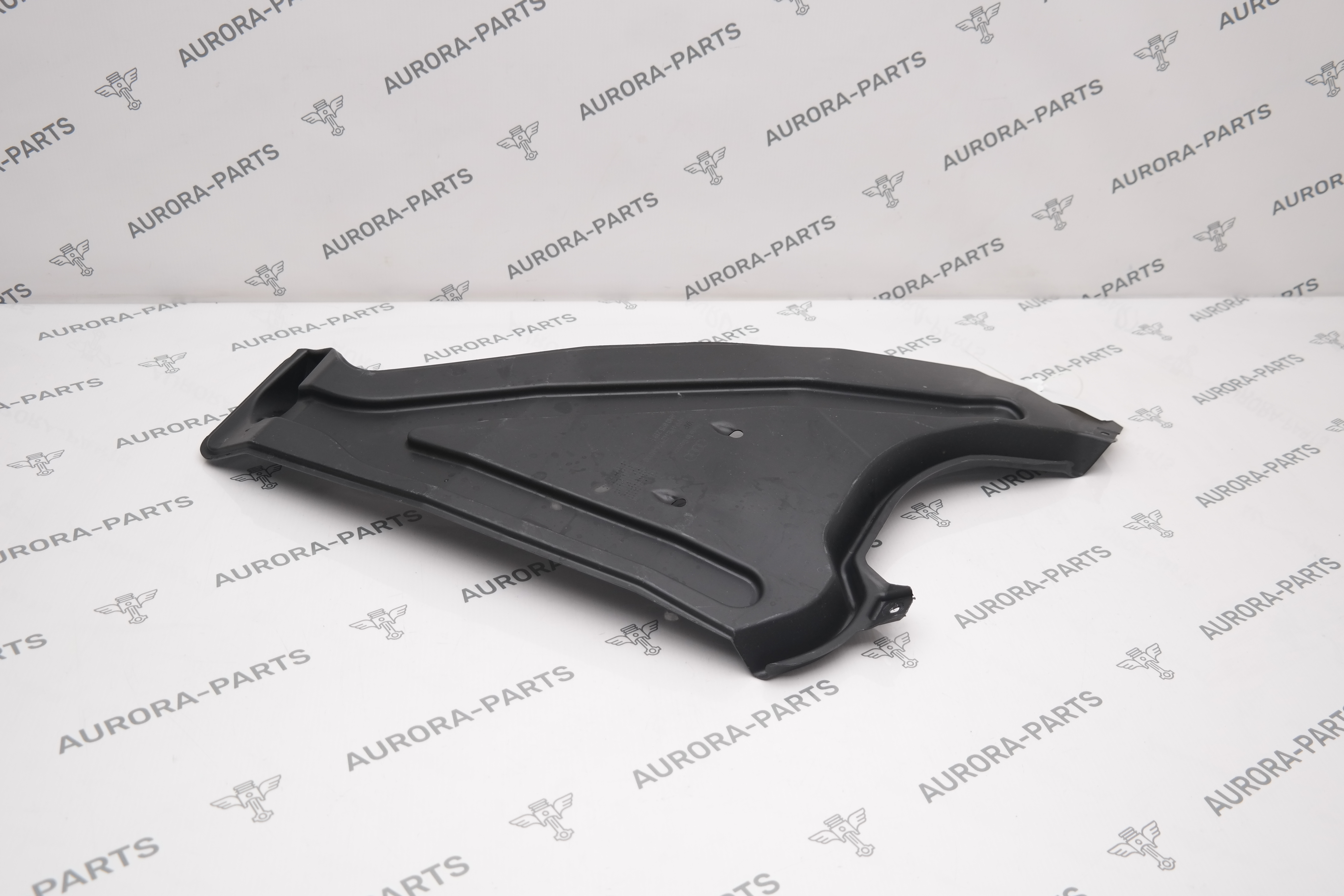 Защита днища задняя (Облицовка днища) RH Audi Q7