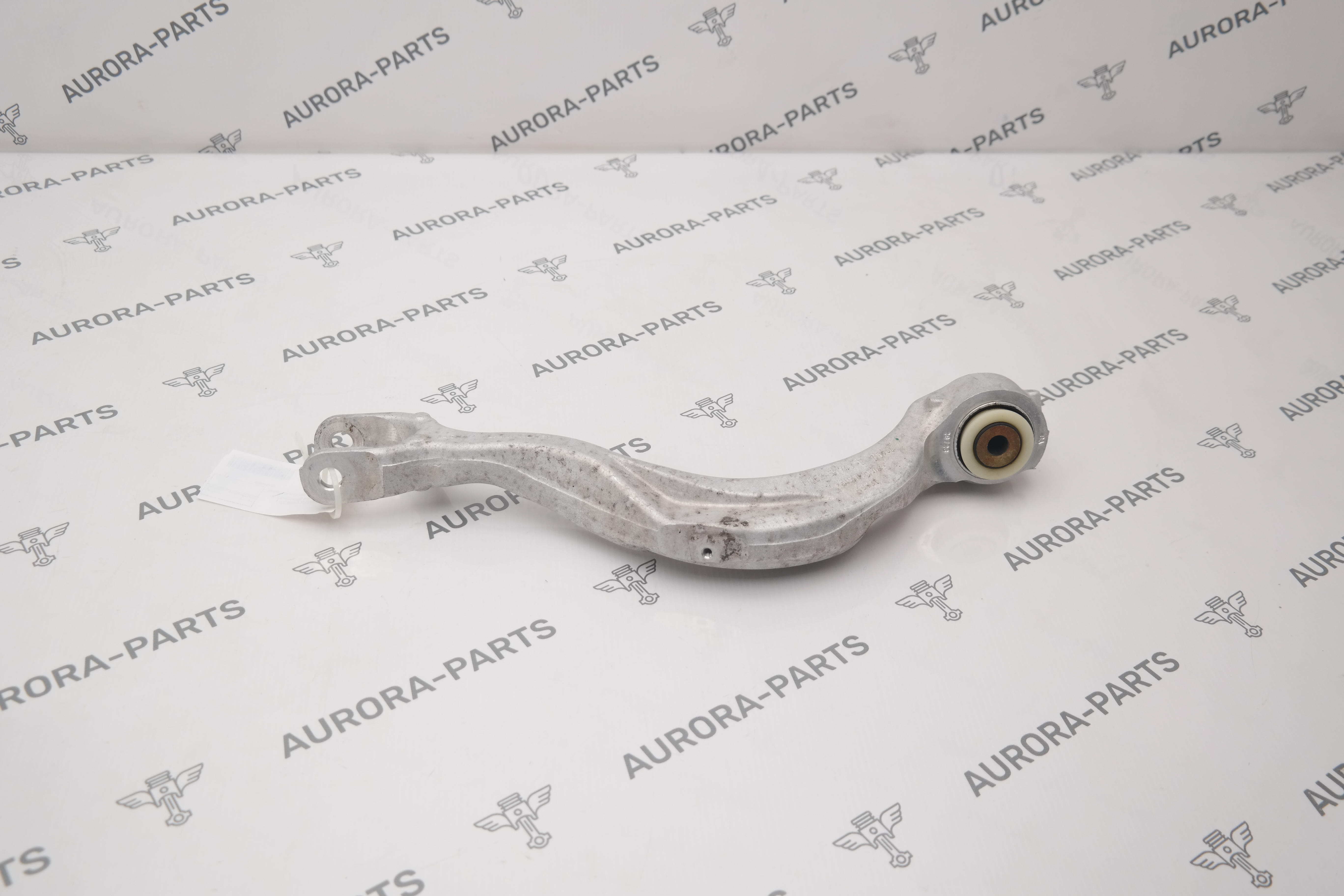 Рычаг задней подвески верхний LH Land Rover Range Rover Sport