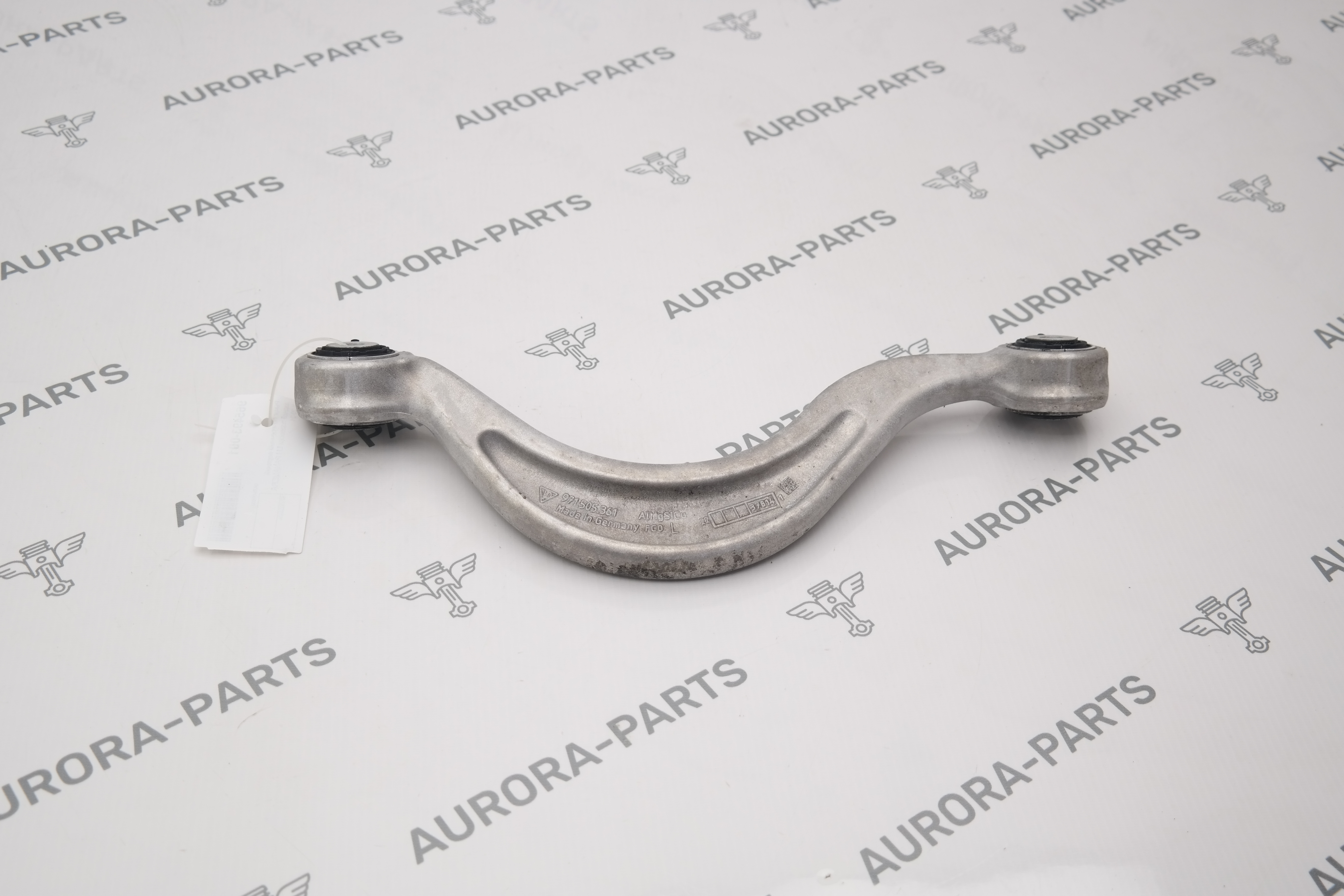 Рычаг поперечный верхний задней подвески LH Porsche Panamera