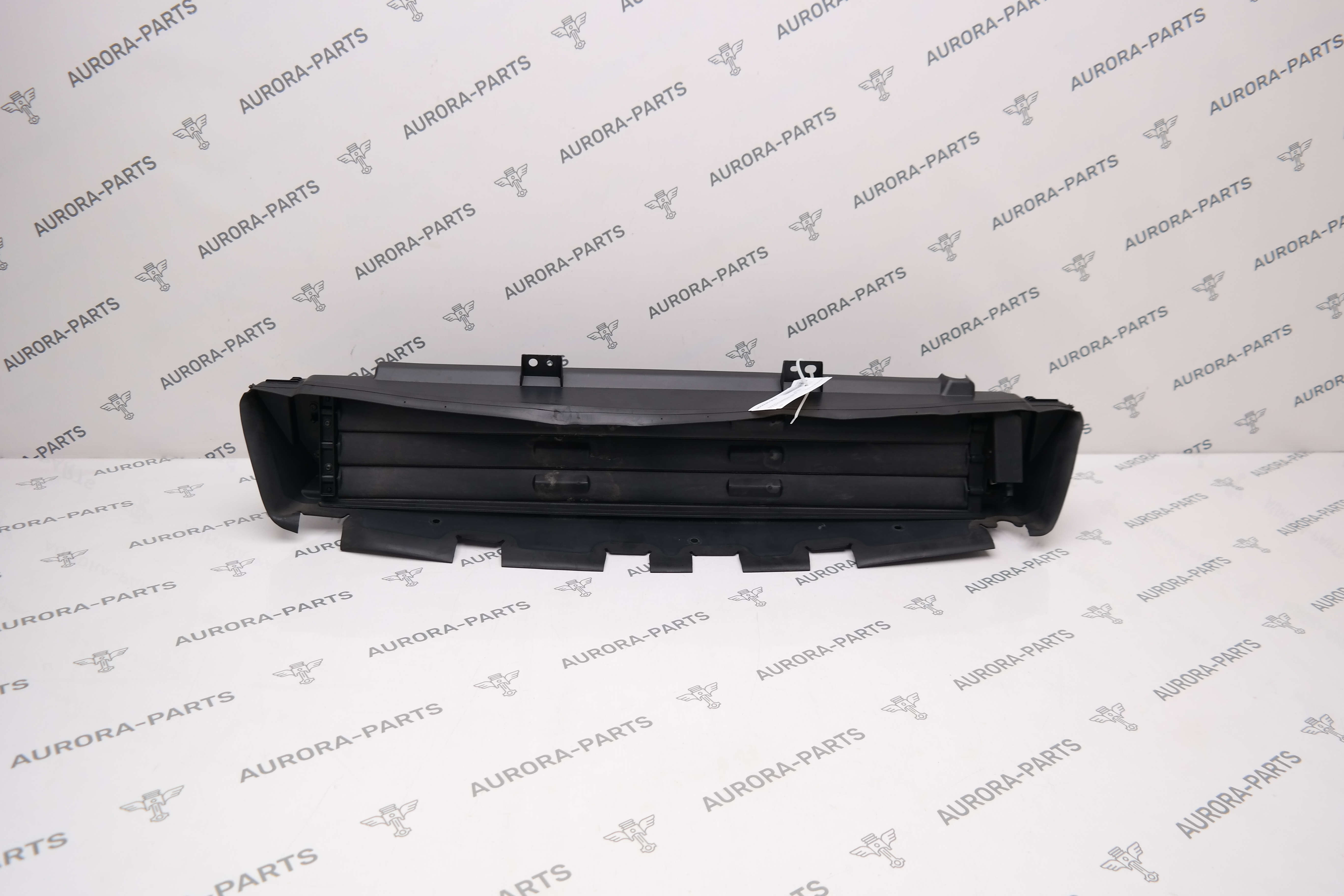 Дефлектор радиатора верхний Land Rover Range Rover Sport