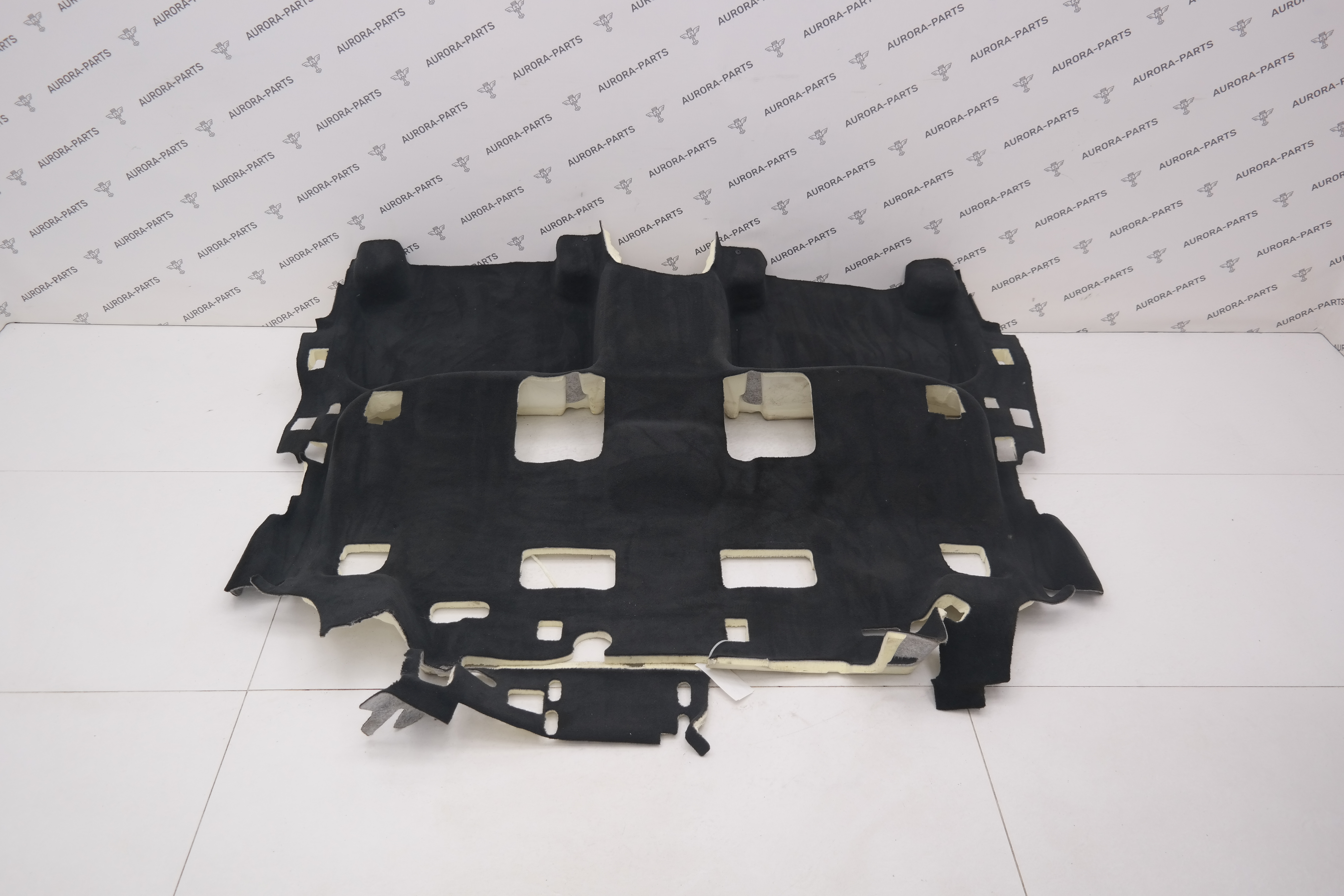 Обшивка пола задняя Audi Q7