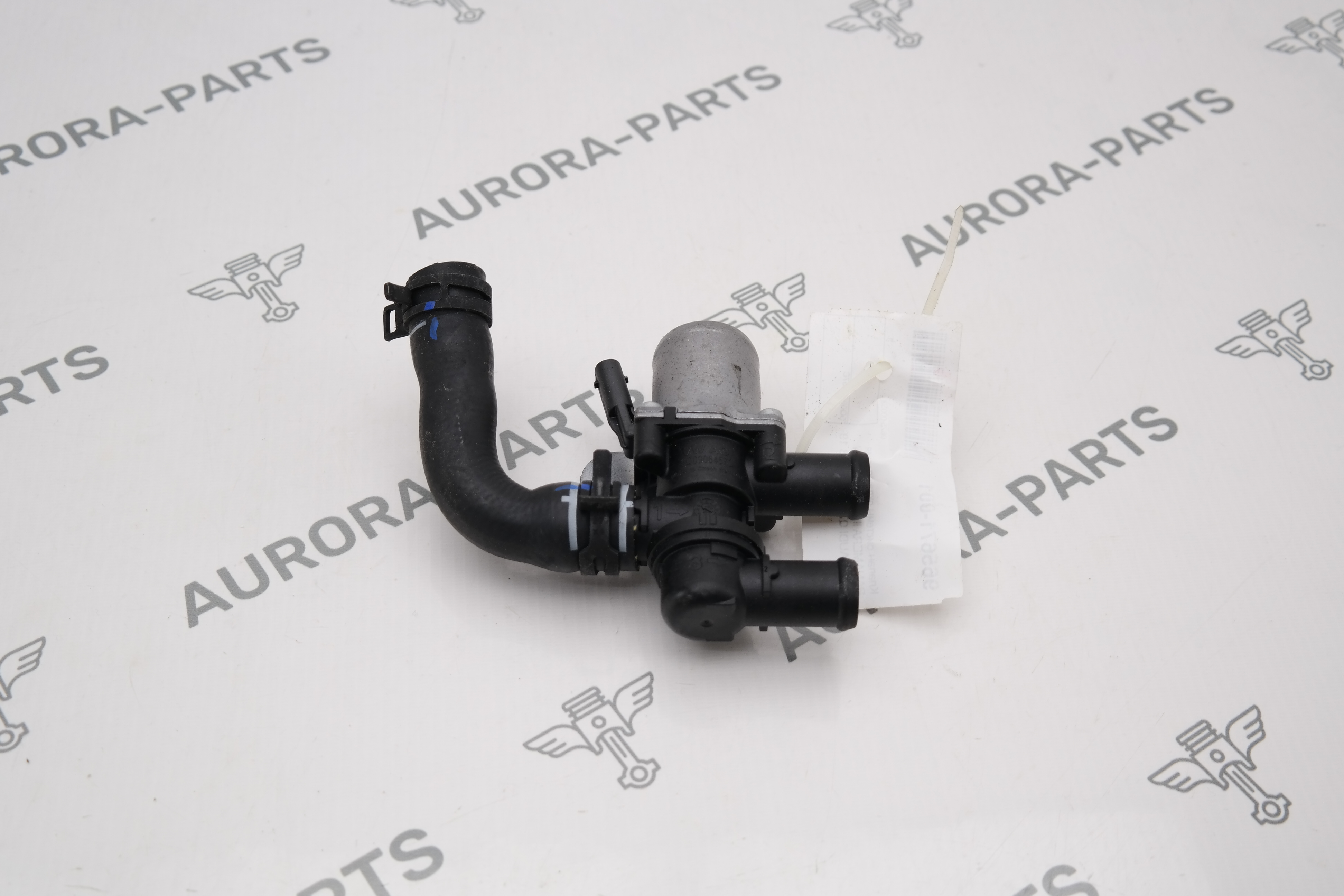 Клапан системы охлаждения Porsche Panamera