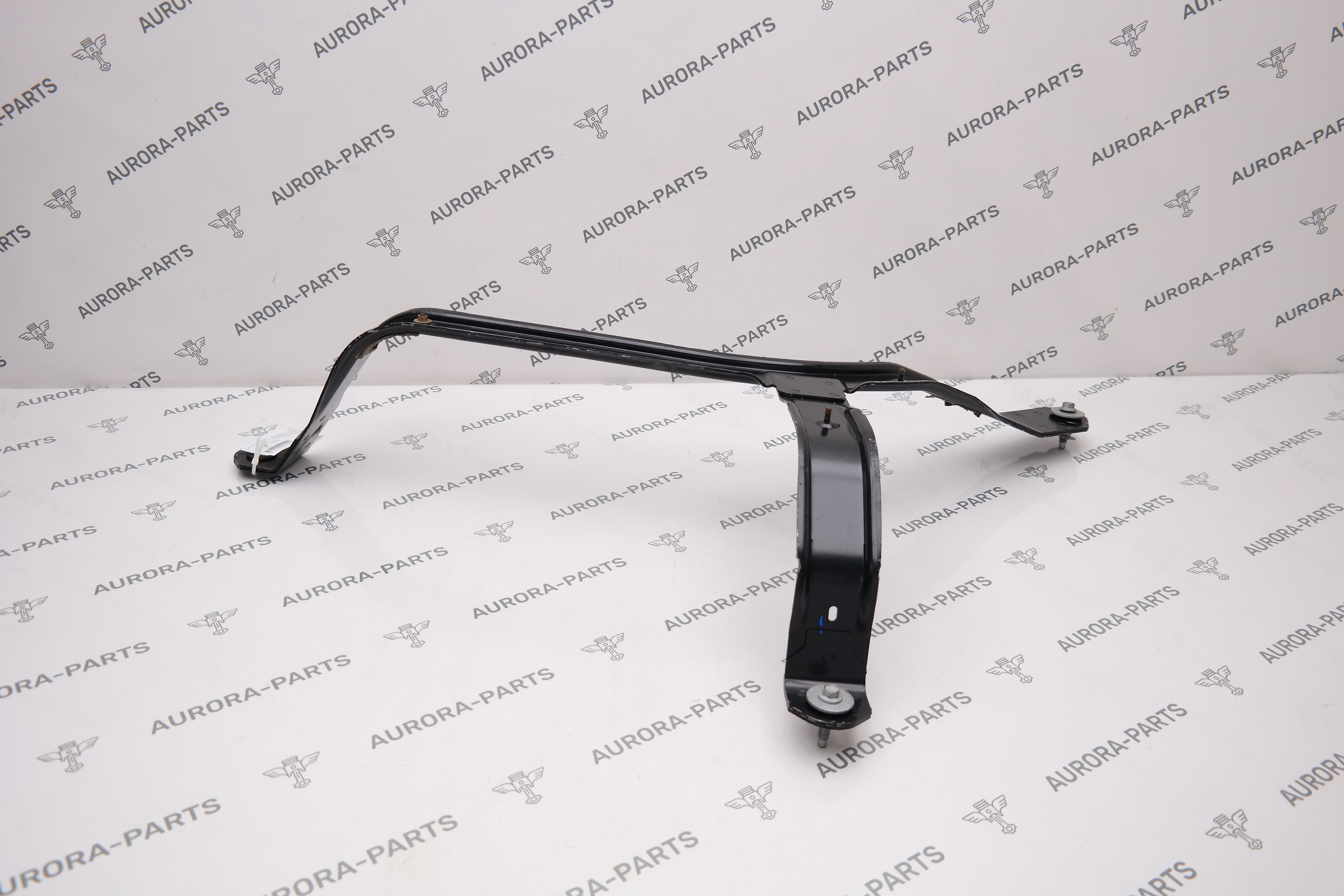 Кронштейн крепления топливного бака Land Rover Range Rover Sport