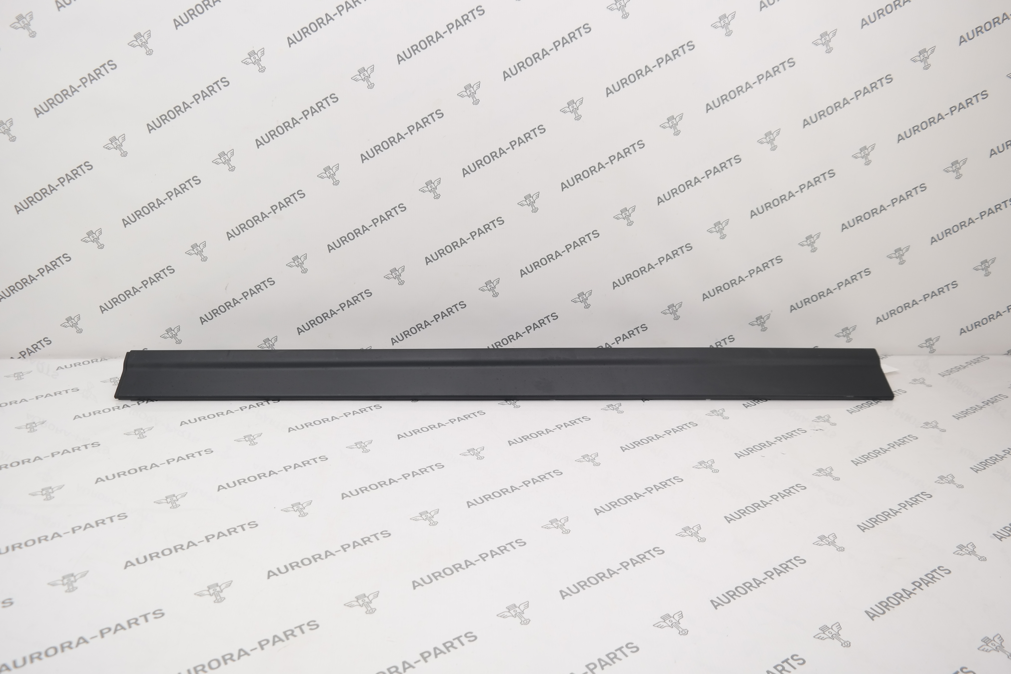 Молдинг порога LH Land Rover Range Rover Sport