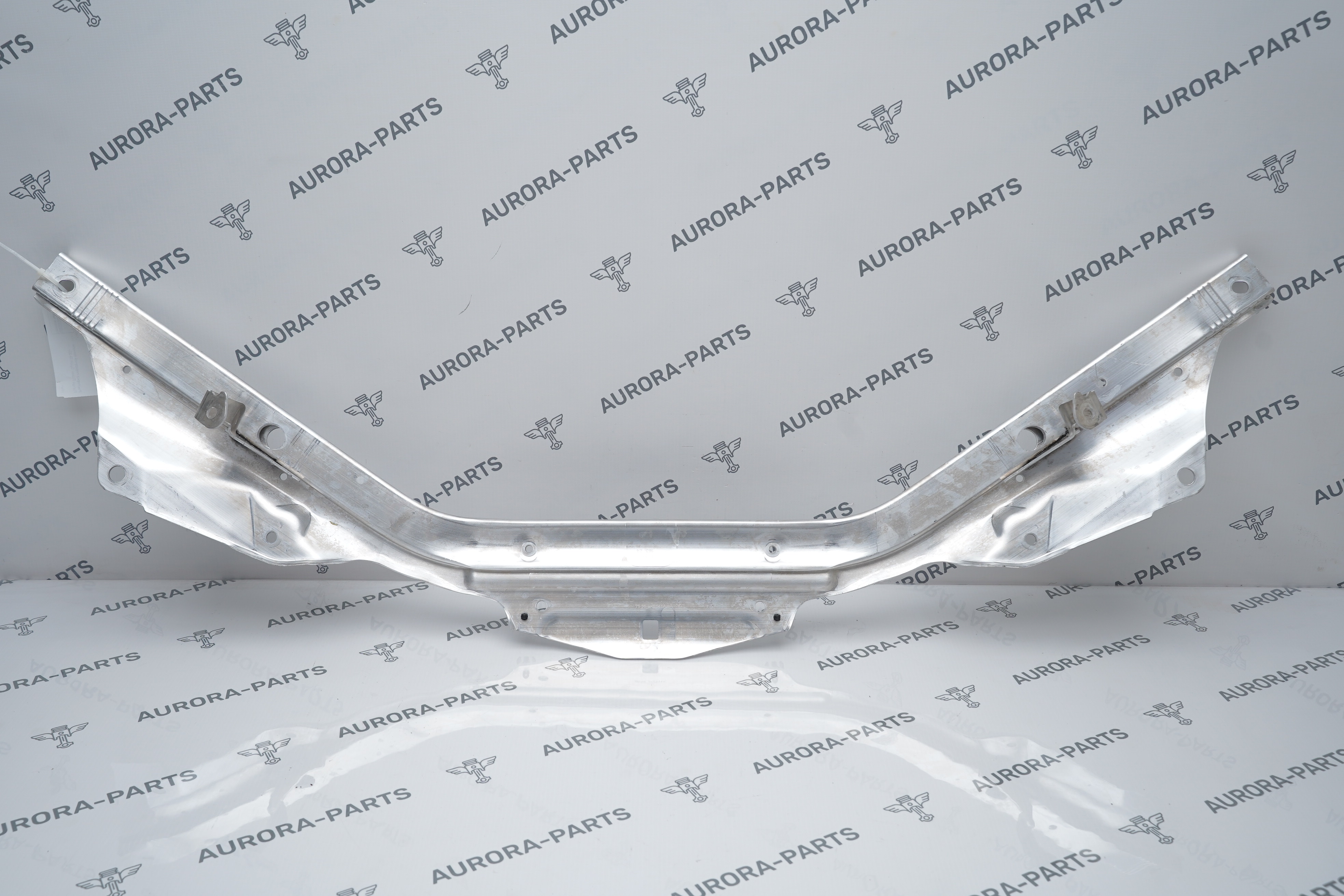 Распорка передней панели Land Rover Range Rover Sport