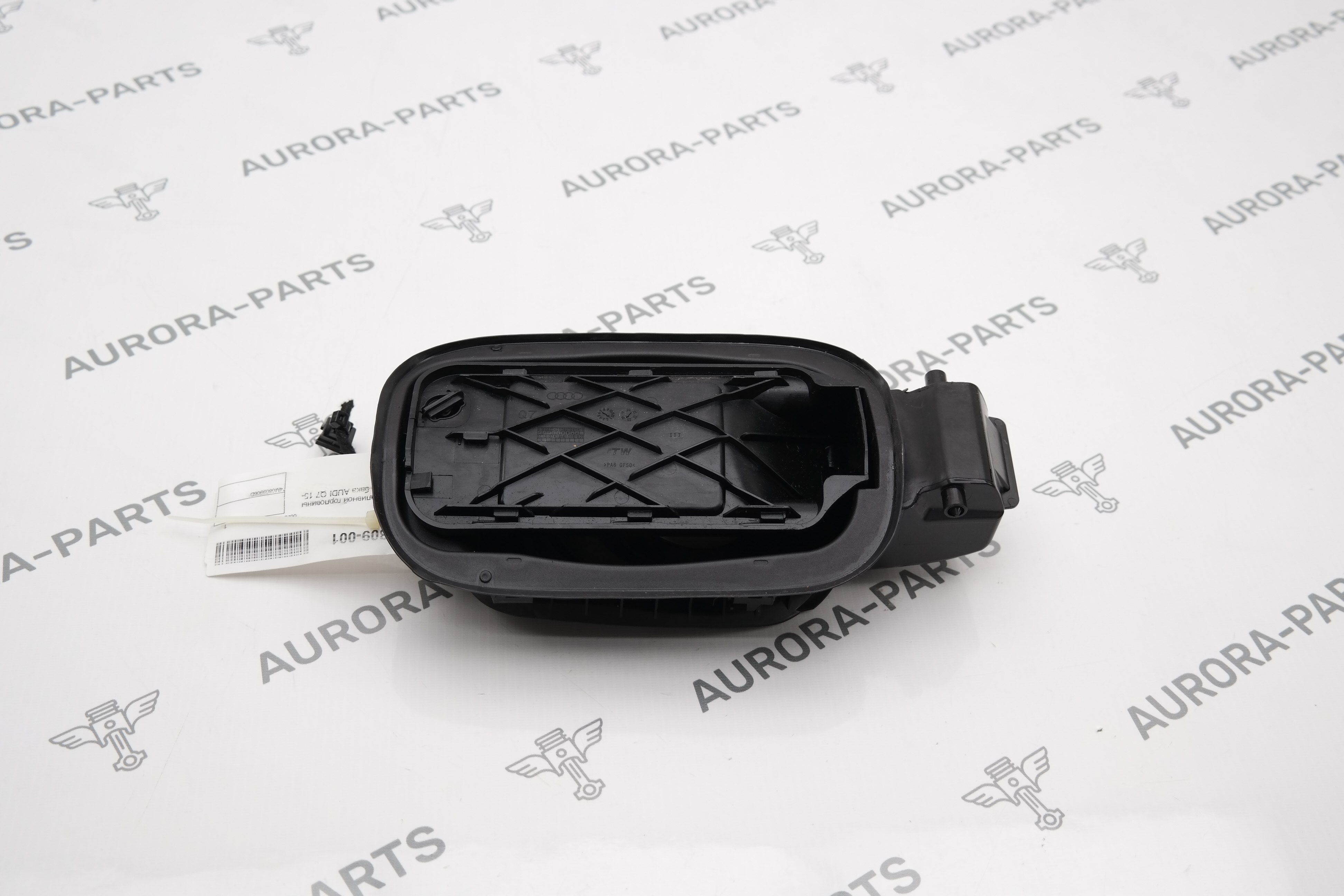 Колодец заливной горловины топливного бака Audi Q7