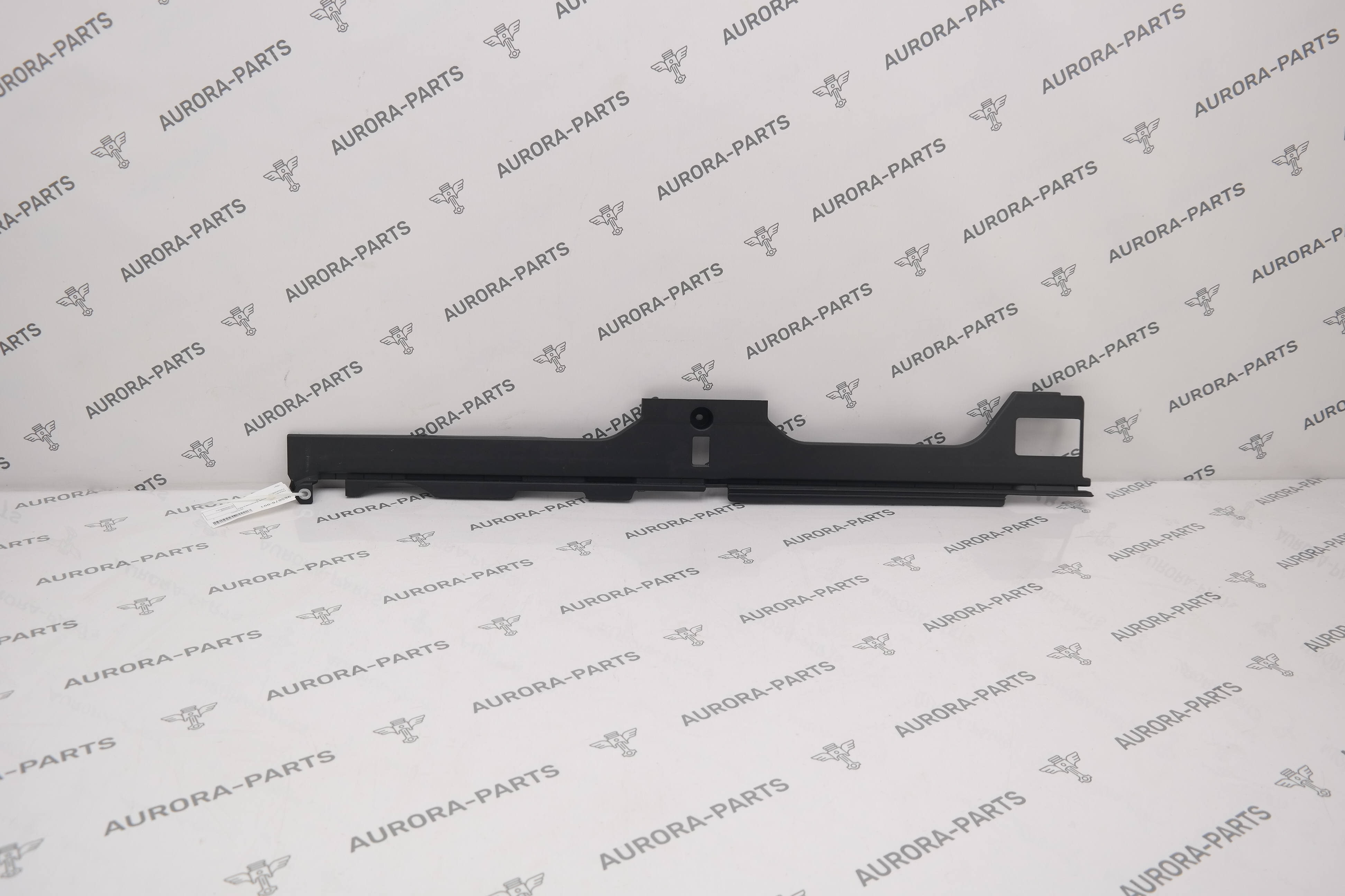 Планка крепежная багажника RH Porsche Panamera