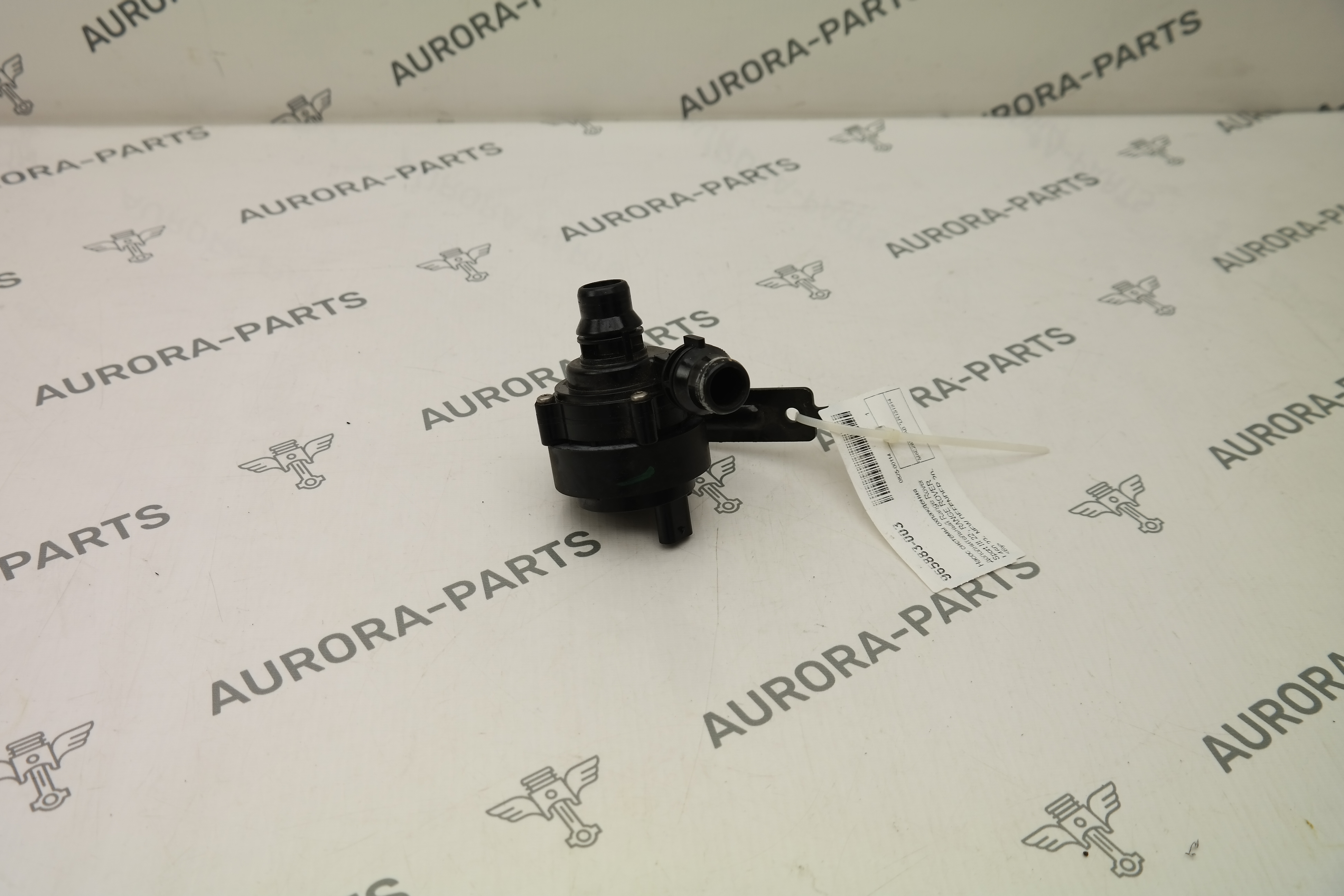 Насос системы охлаждения дополнительный Land Rover Range Rover Sport