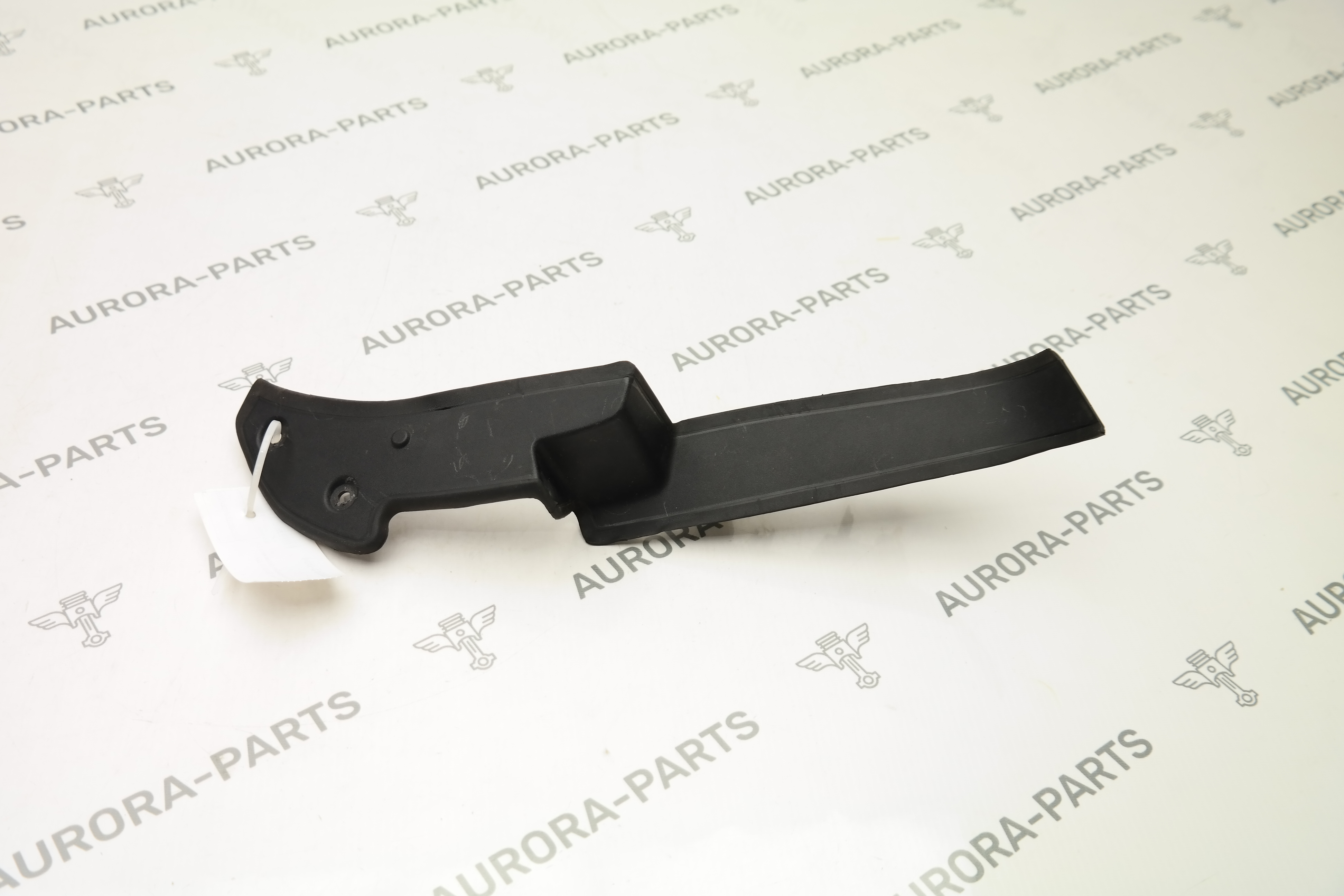 Накладка крышки багажника LH Land Rover Range Rover Sport