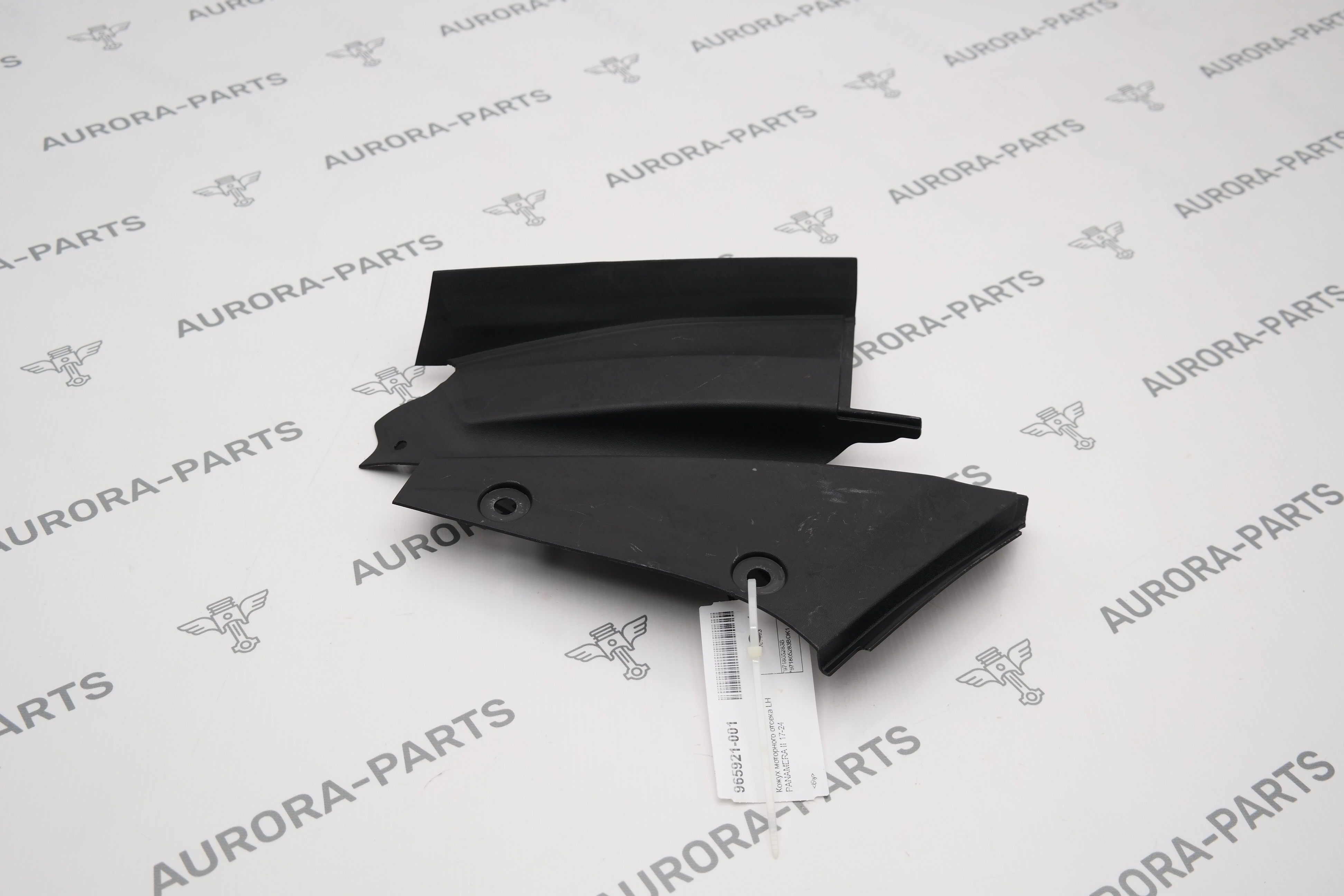 Кожух моторного отсека LH Porsche Panamera